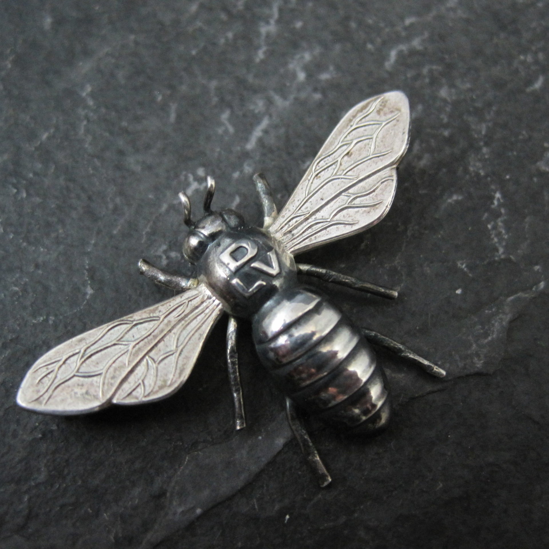 Vintage Art Deco Silver Bee Brooch Greifen Kunst