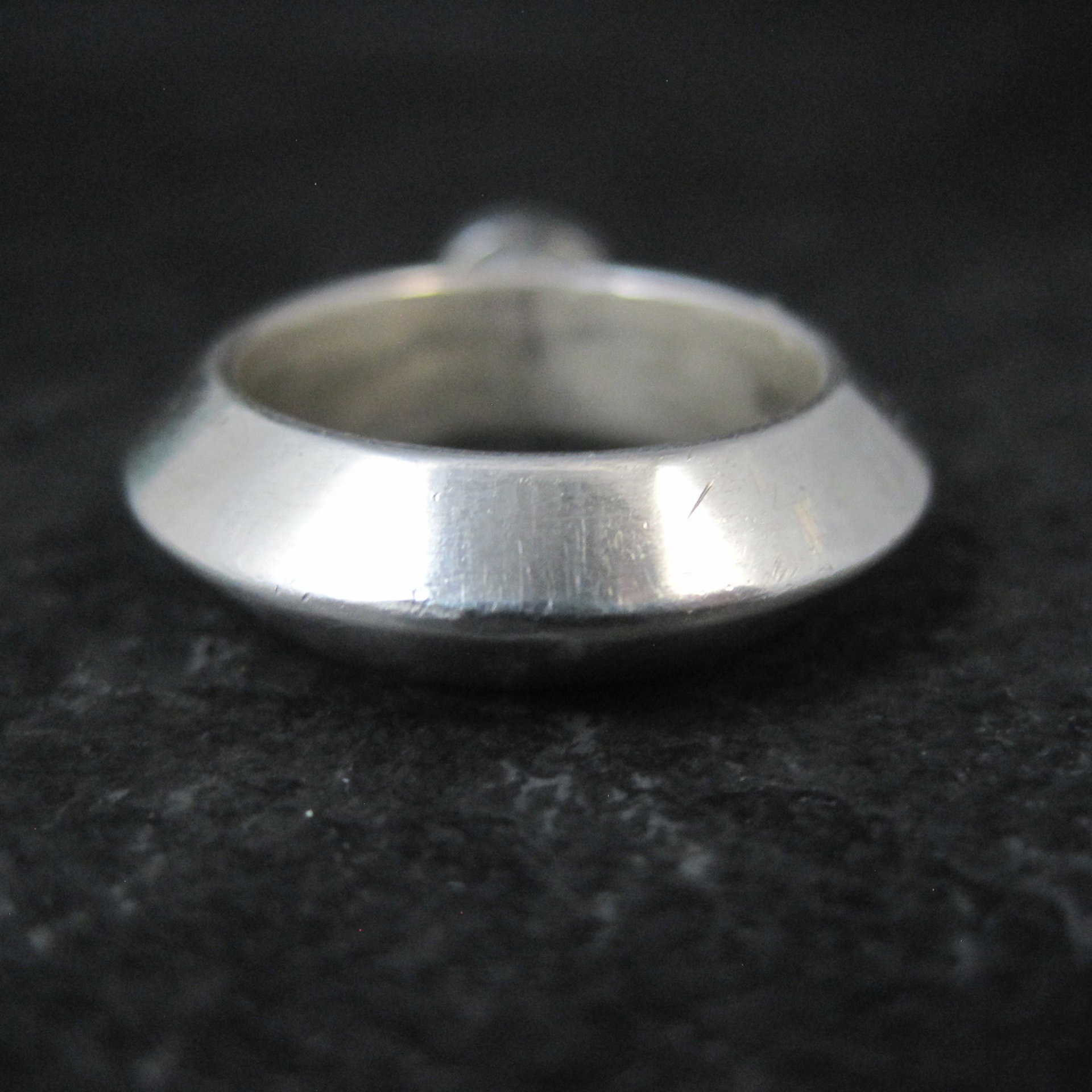 Vintage Carinated Sterling Silver Blue Spinel Ring Size 5.5