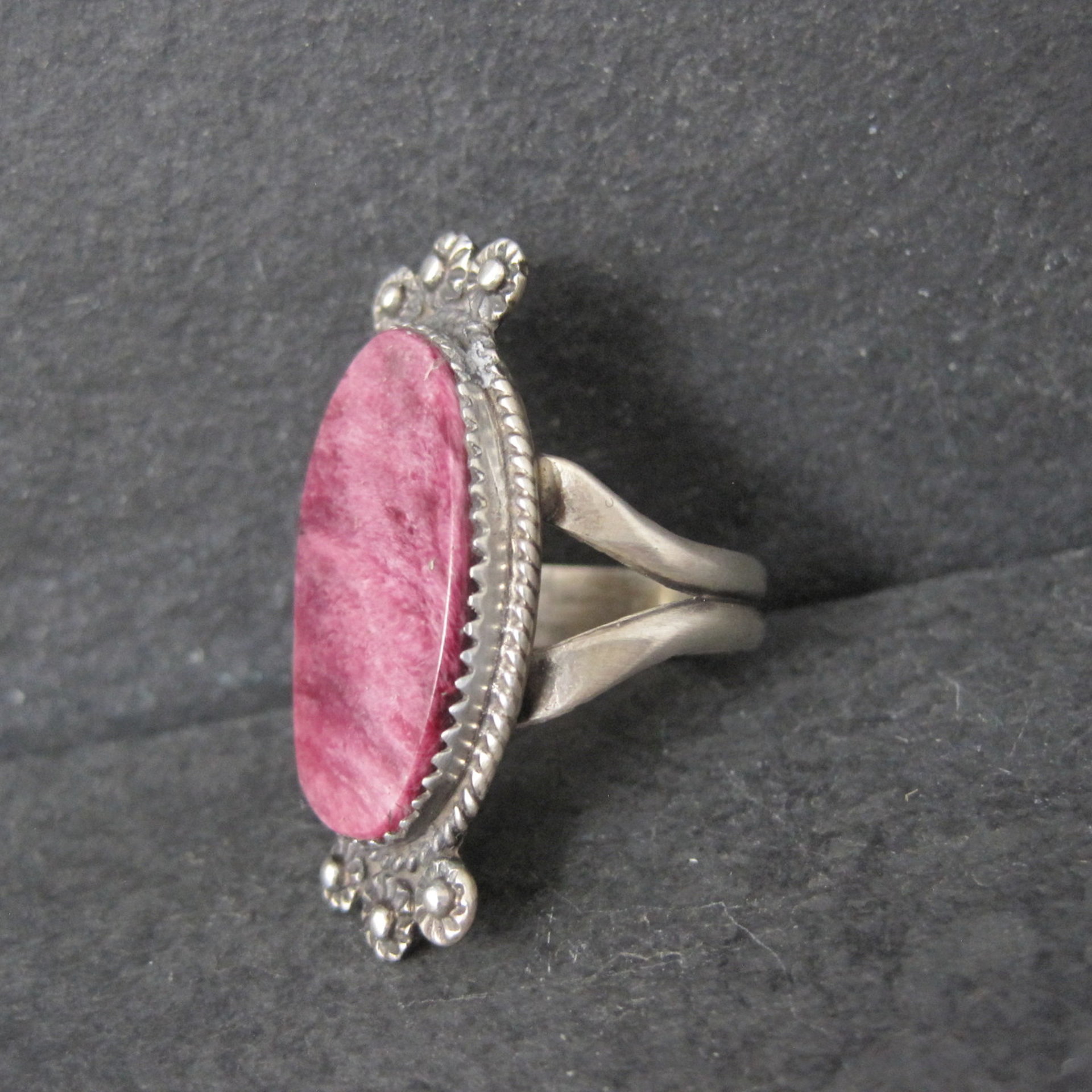 Vintage Southwestern Sterling Purple Spiny Oyster Ring Size 9 Signed