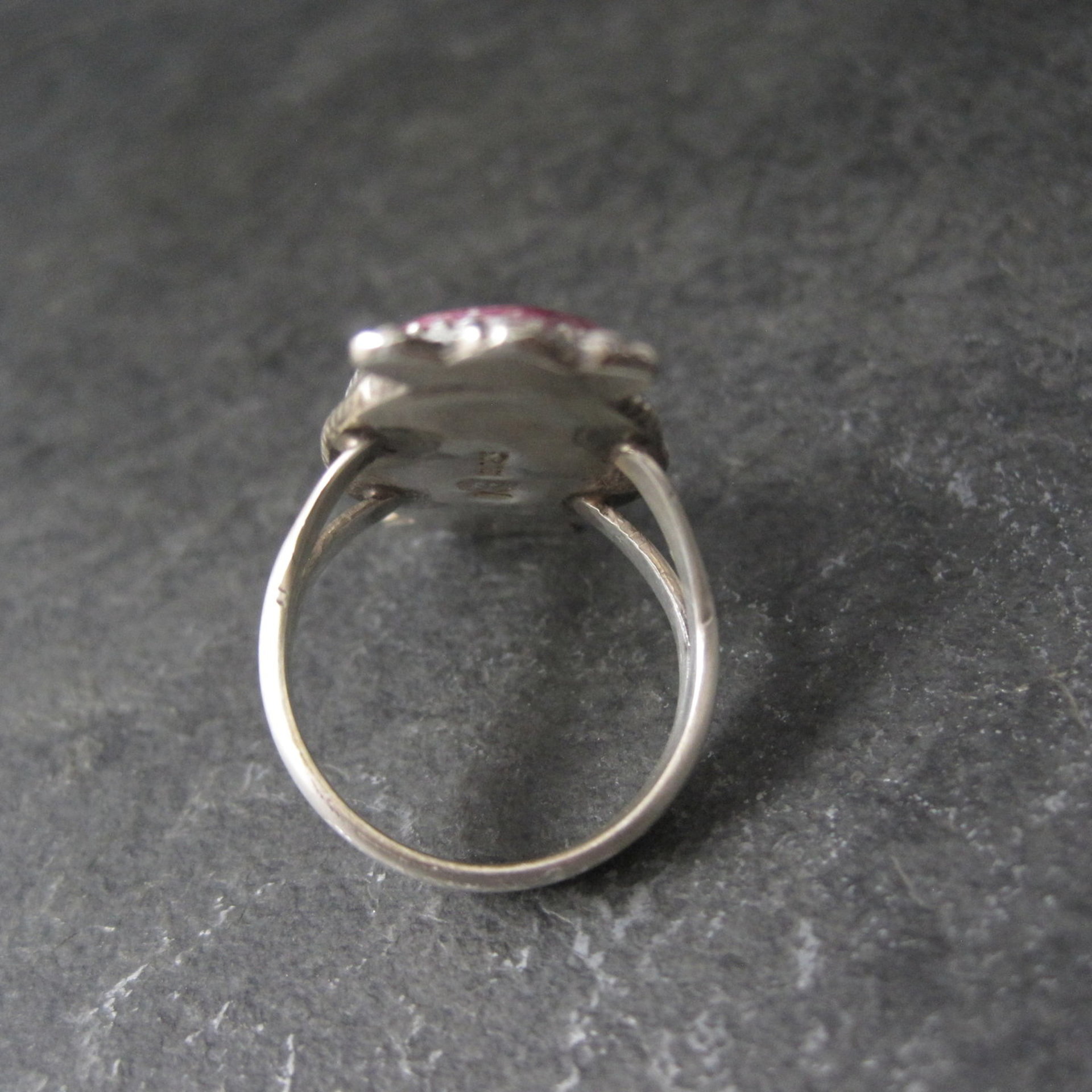 Vintage Southwestern Sterling Purple Spiny Oyster Ring Size 9 Signed