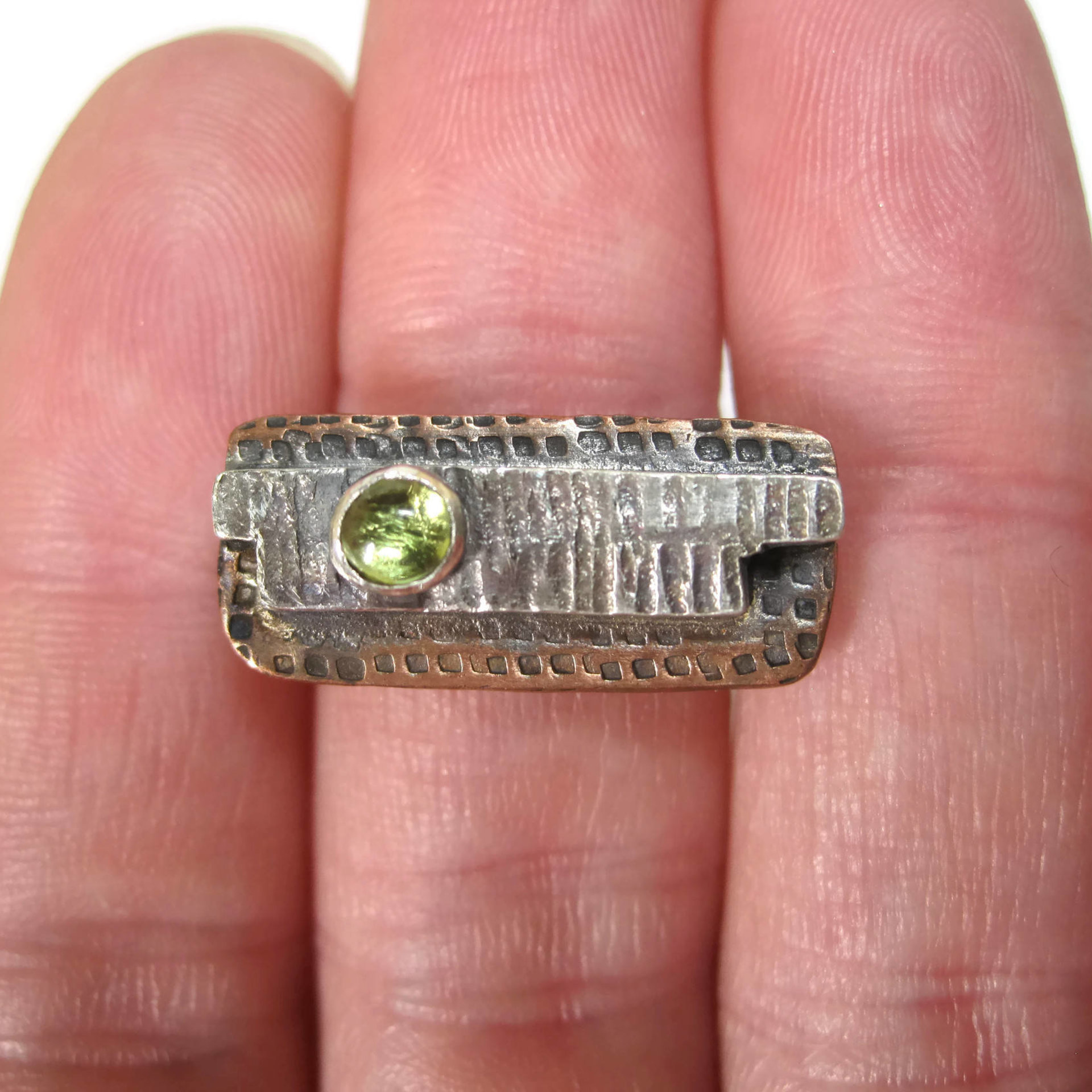 Vintage Modernist Sterling Copper Peridot Ring Size 7