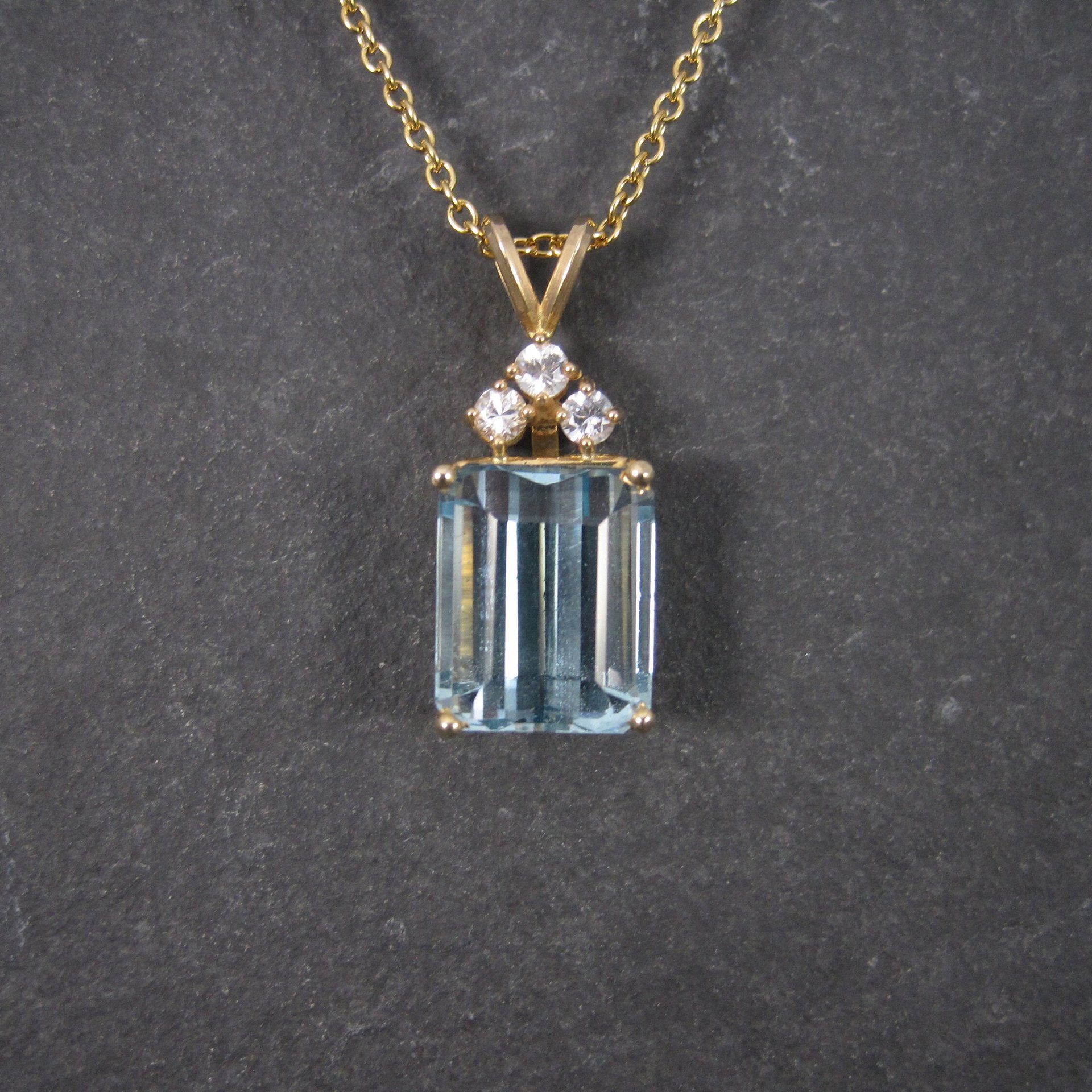 Vintage 14K 14.8 Carat Blue Topaz Diamond Pendant