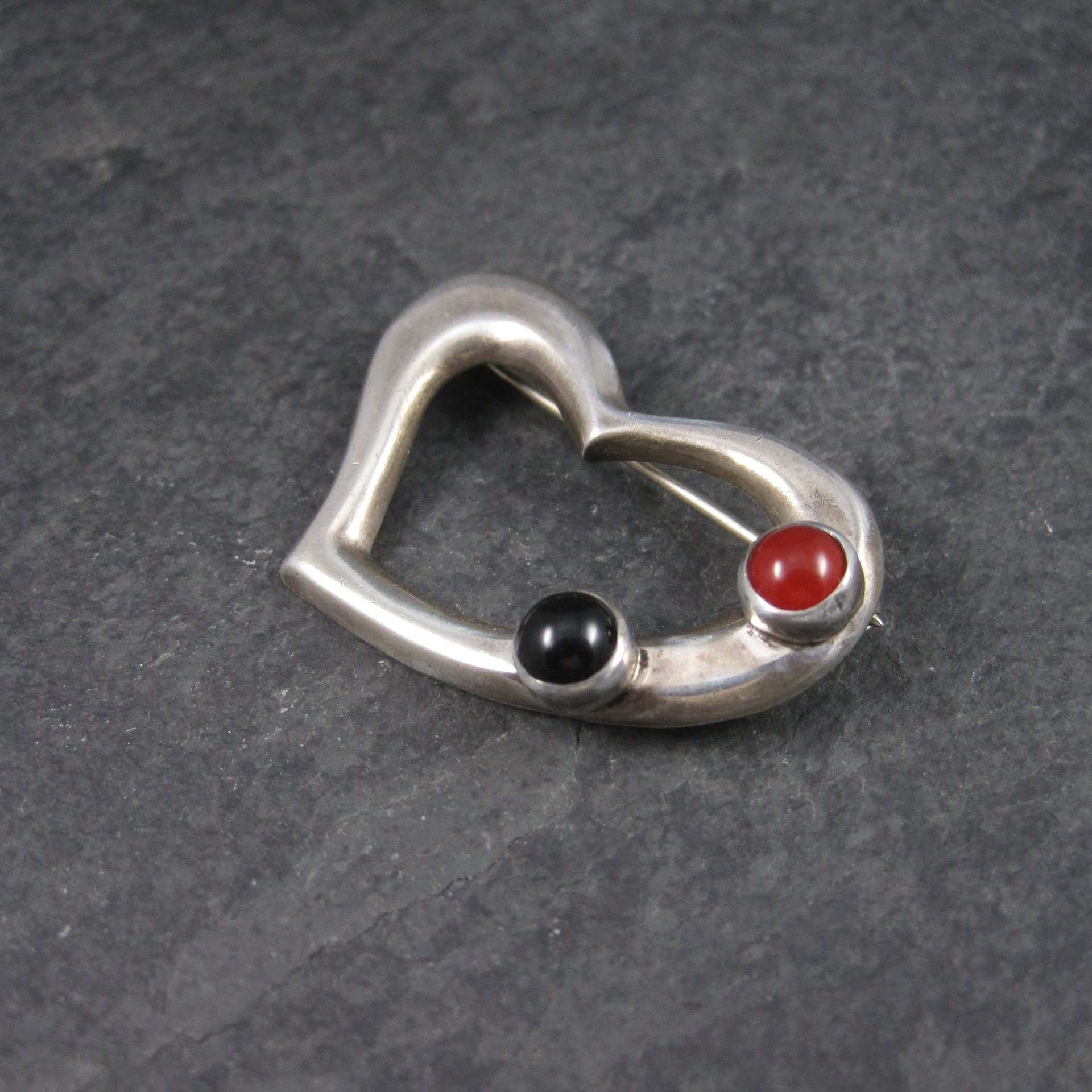 Vintage Sterling Carnelian Onyx Heart Brooch