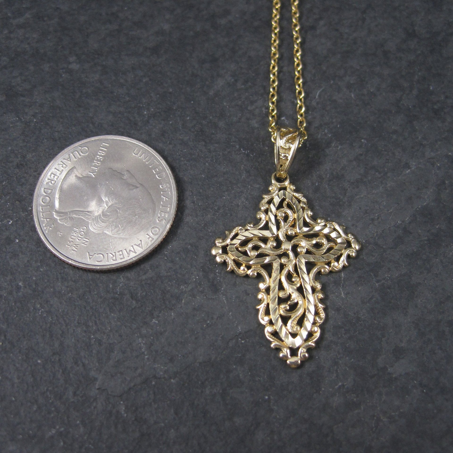 Vintage 10K Diamond Cut Filigree Cross Pendant