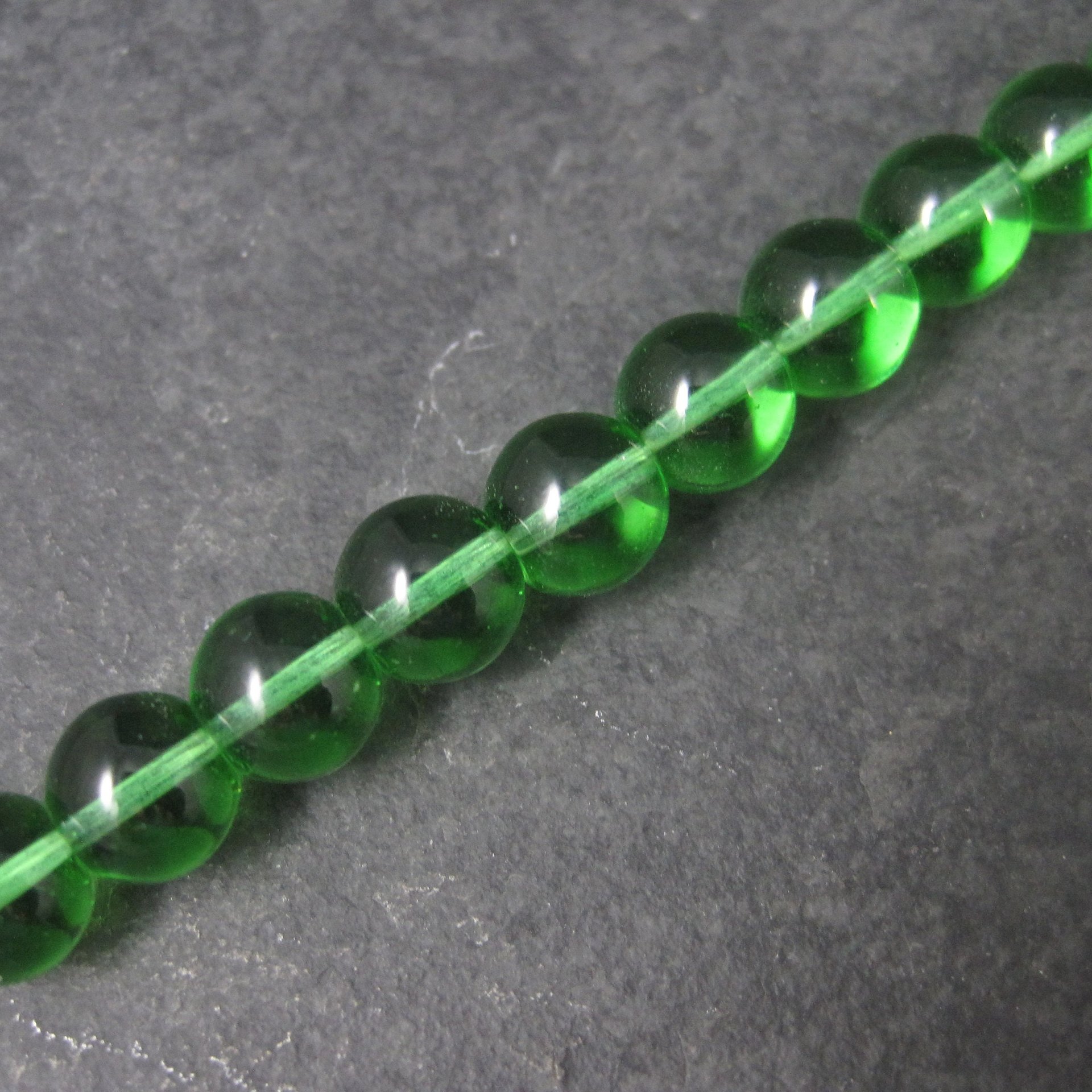 Green Glass 8mm Bead Strand 23 Beads