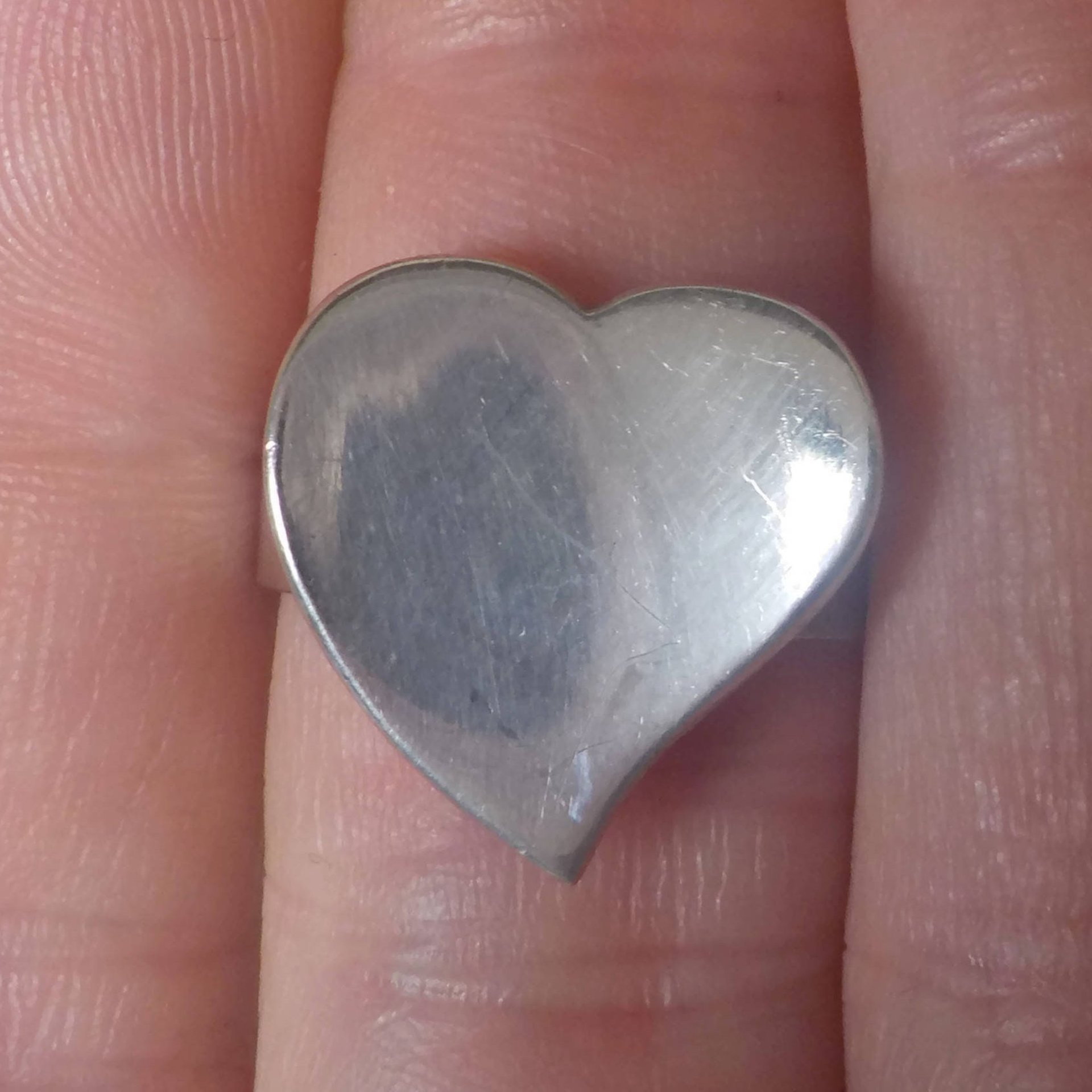 90s Vintage Sterling Silver Heart Ring Size 7.5