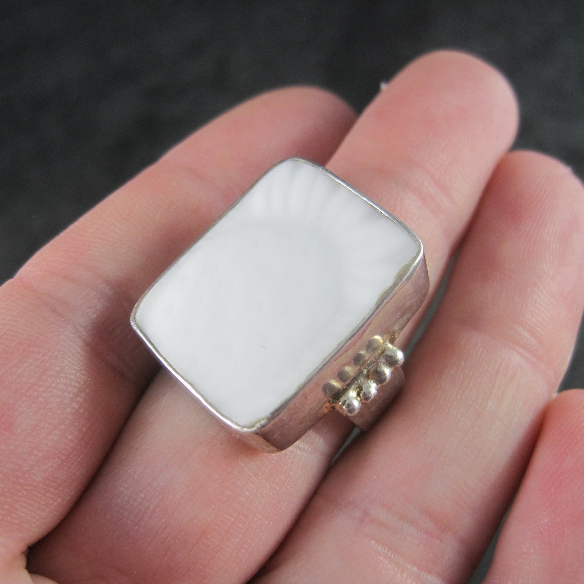 Vintage Sterling White Pottery Pineapple Ring Size 8.5