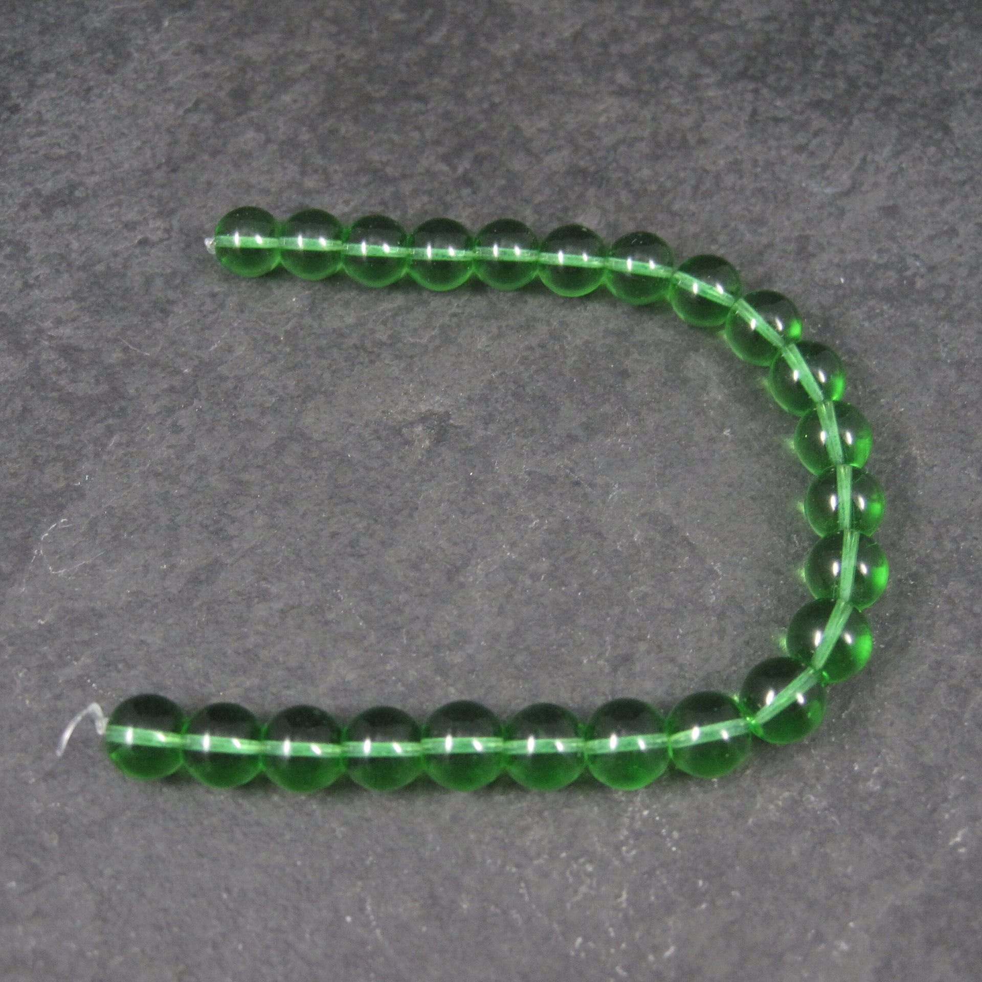 Green Glass 8mm Bead Strand 23 Beads