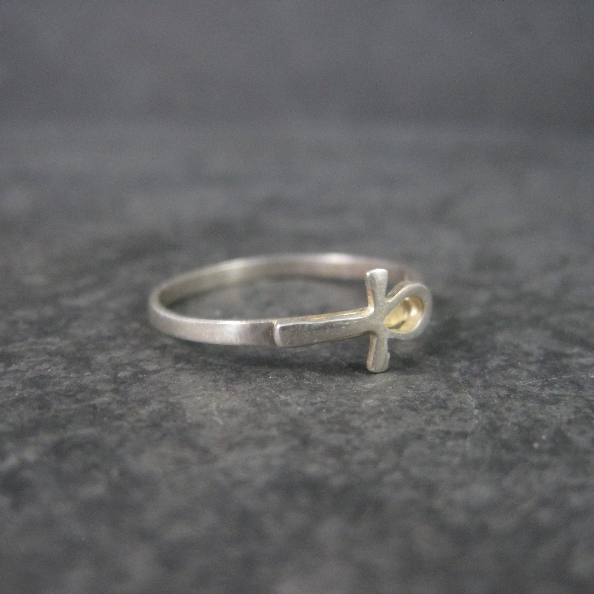 Dainty Vintage Sterling Ankh Ring Size 8