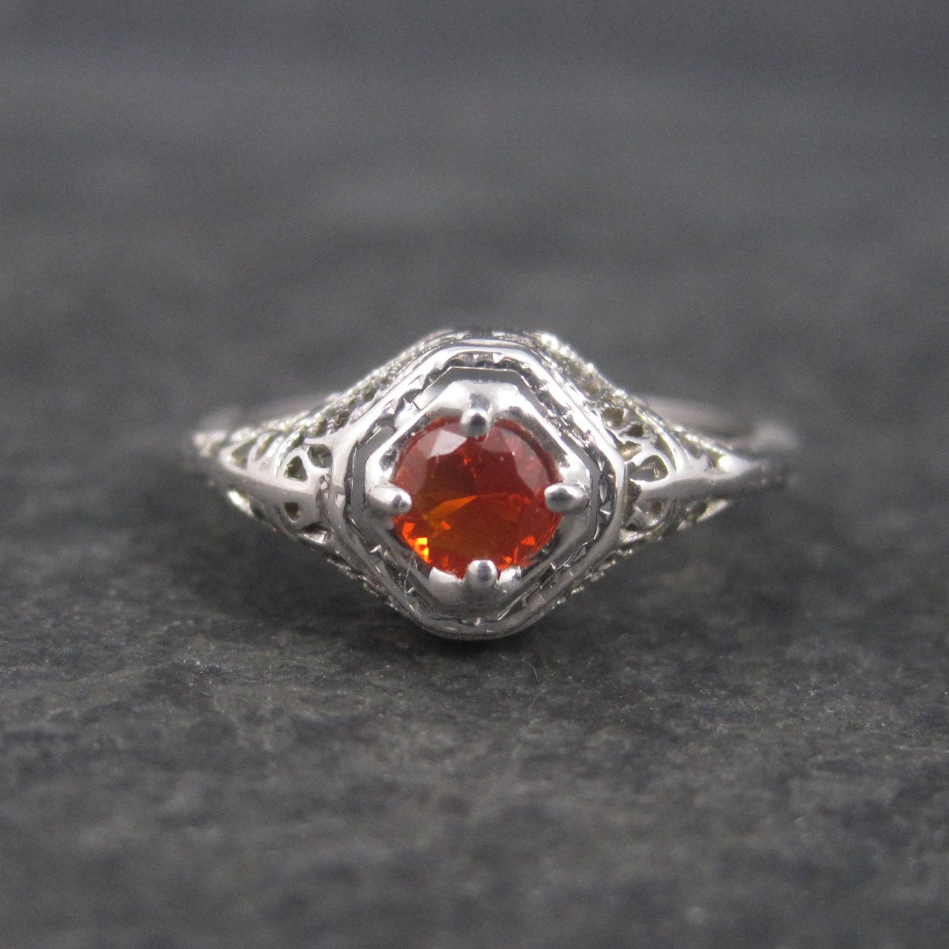 Vintage Art Deco 18K Filigree Fire Opal Ring Size 7