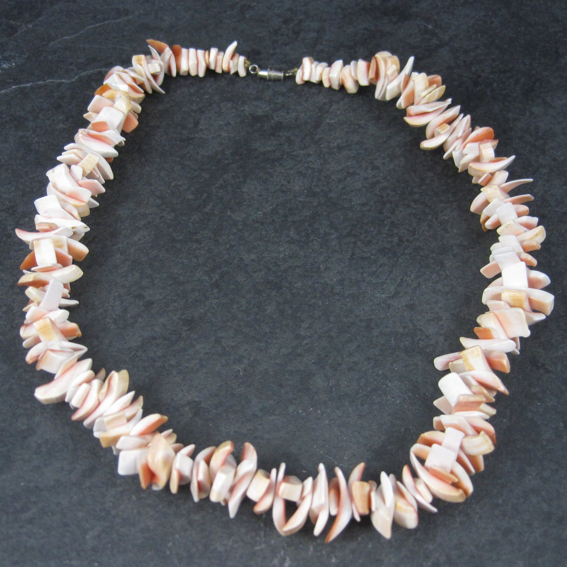 Vintage Coral Necklace 17 Inches
