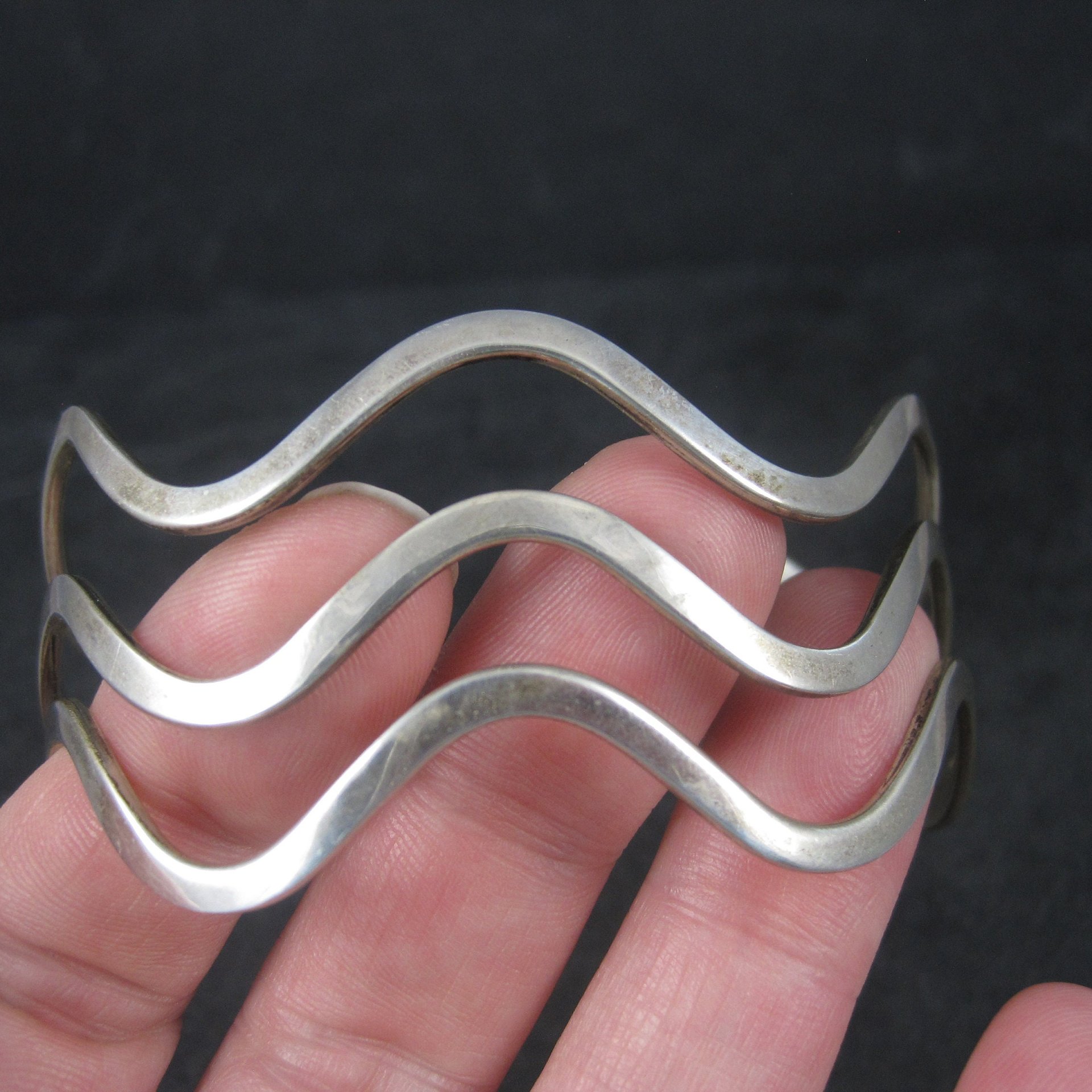 Vintage Sterling Wave Cuff Bracelet 7 Inches