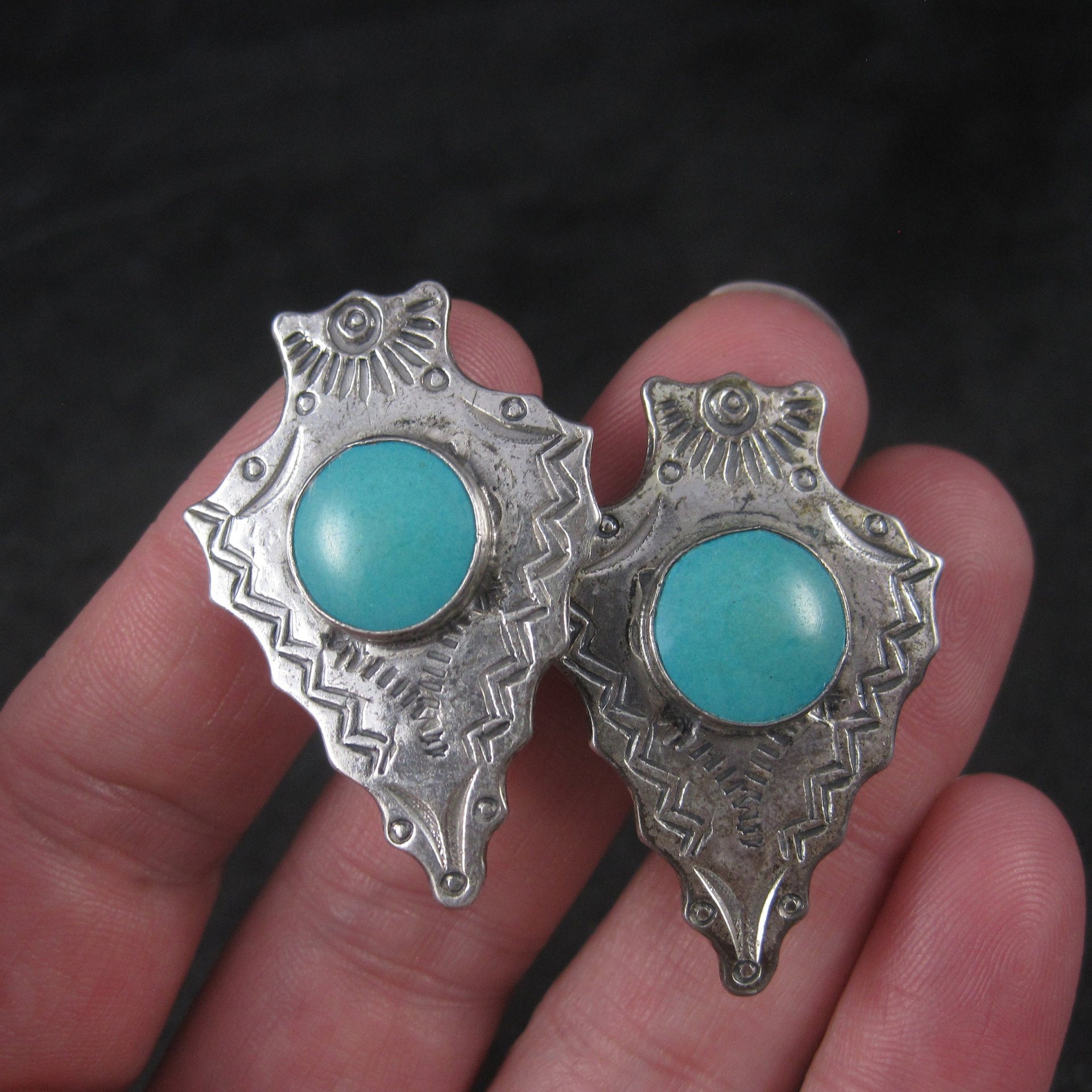 Vintage Sterling Block Turquoise Arrowhead Screw Back Earrings