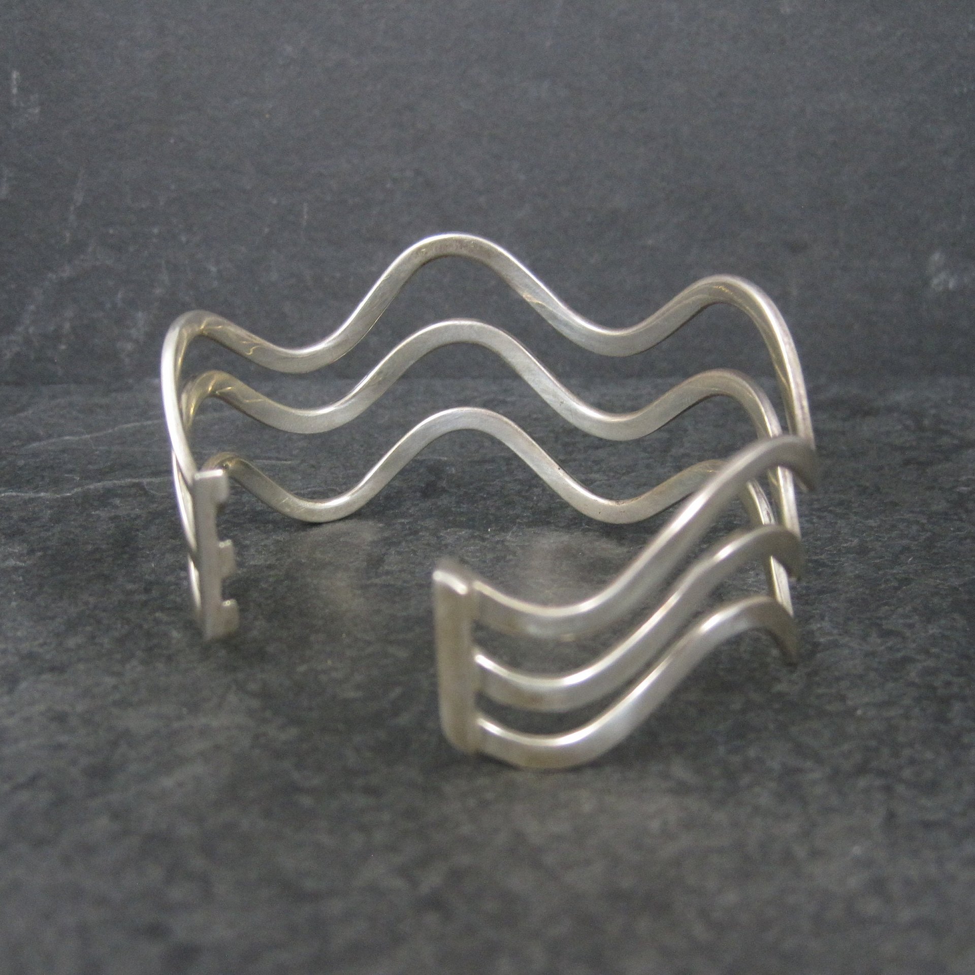 Vintage Sterling Wave Cuff Bracelet 7 Inches