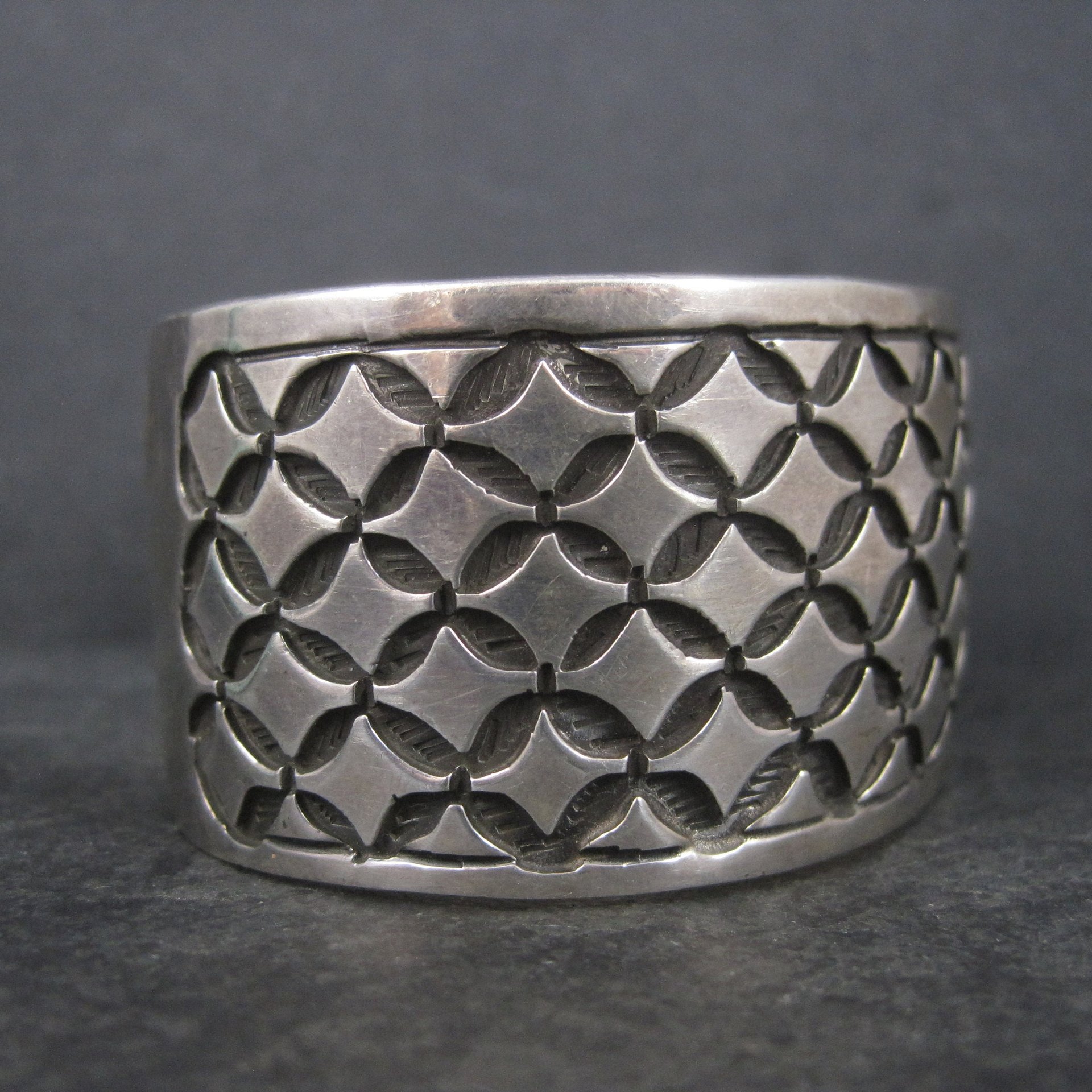 Wide Vintage Mexican Sterling Silver Tribal Cuff Bracelet 7 Inches CII