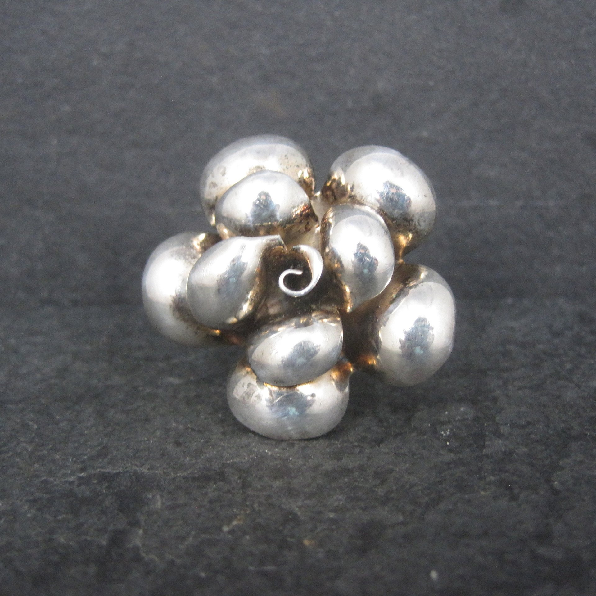 Large Sterling Dimensional Flower Ring Size 8.5