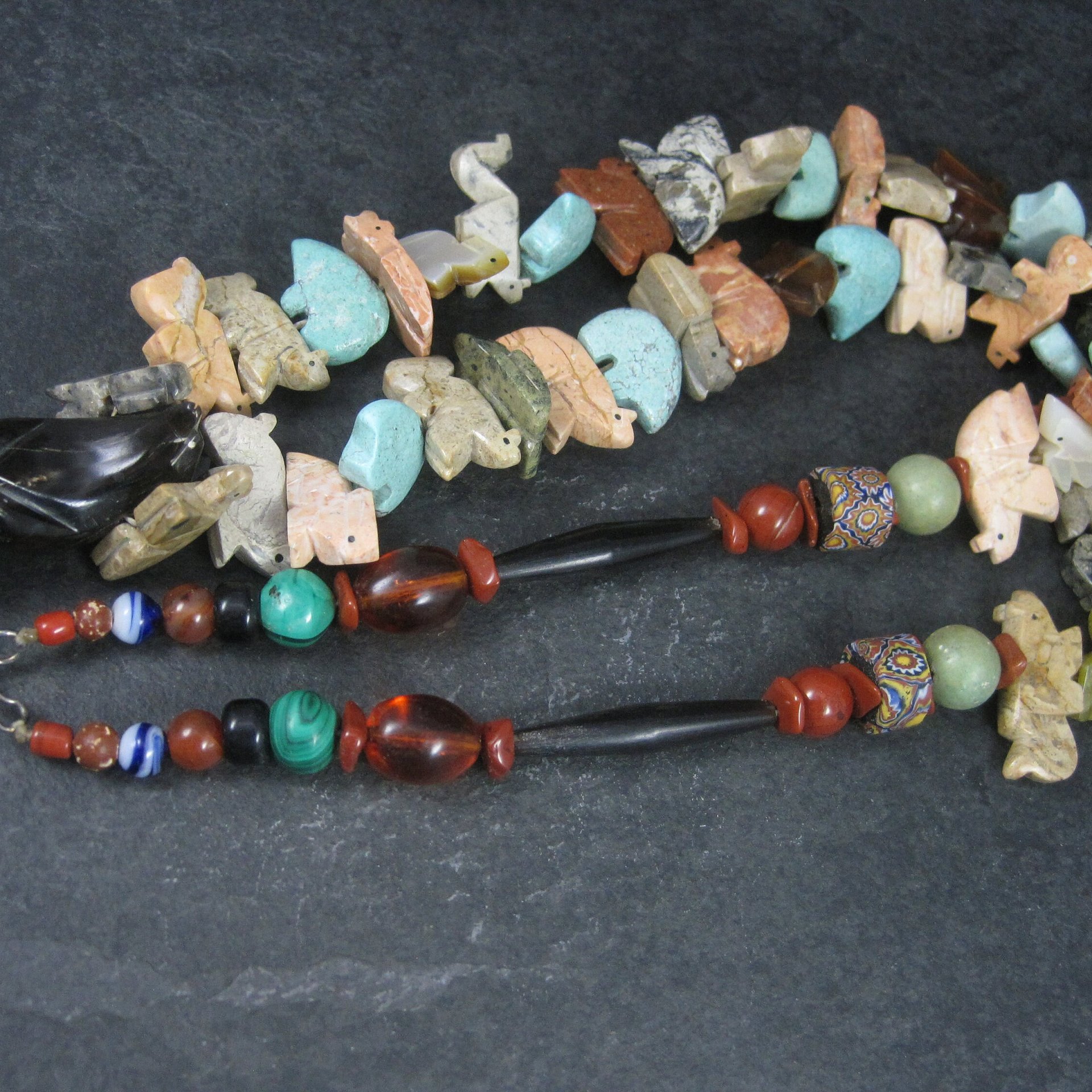 Estate 1970s Zuni Carved Fetish Bear Necklace 32 Inches