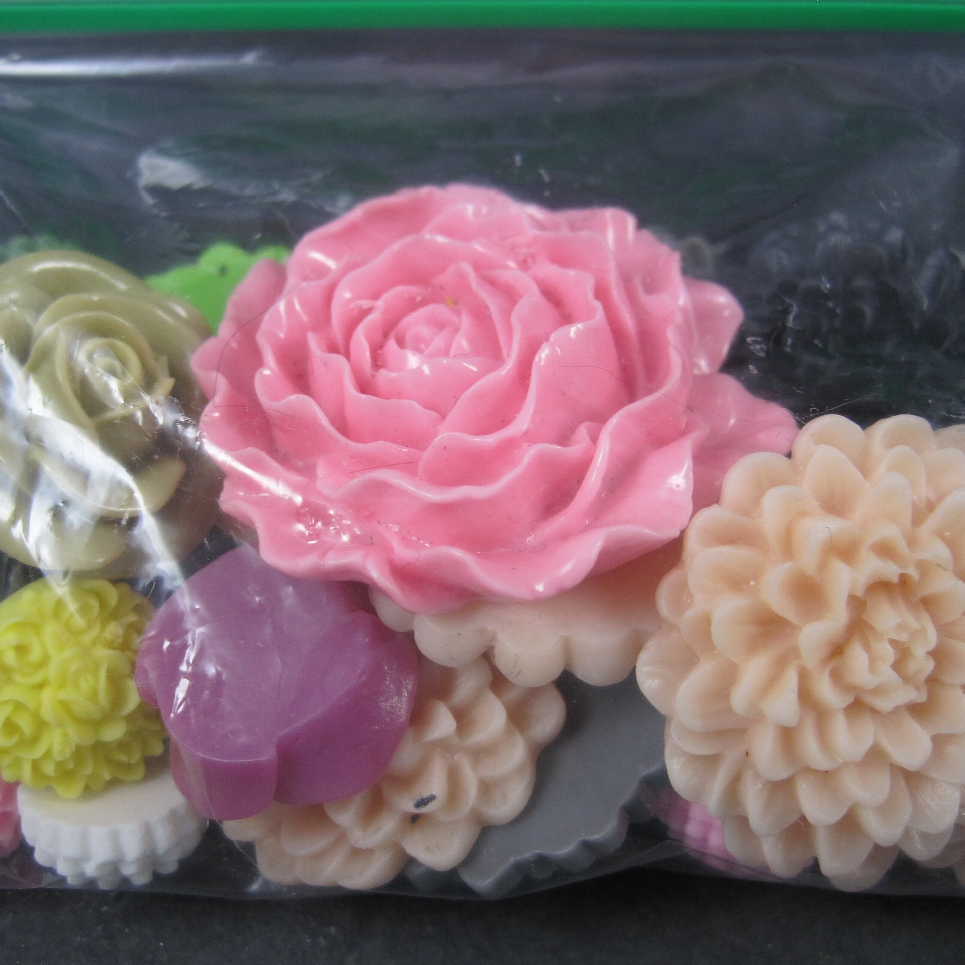 Destash Lot of Resin Flower Cabochons