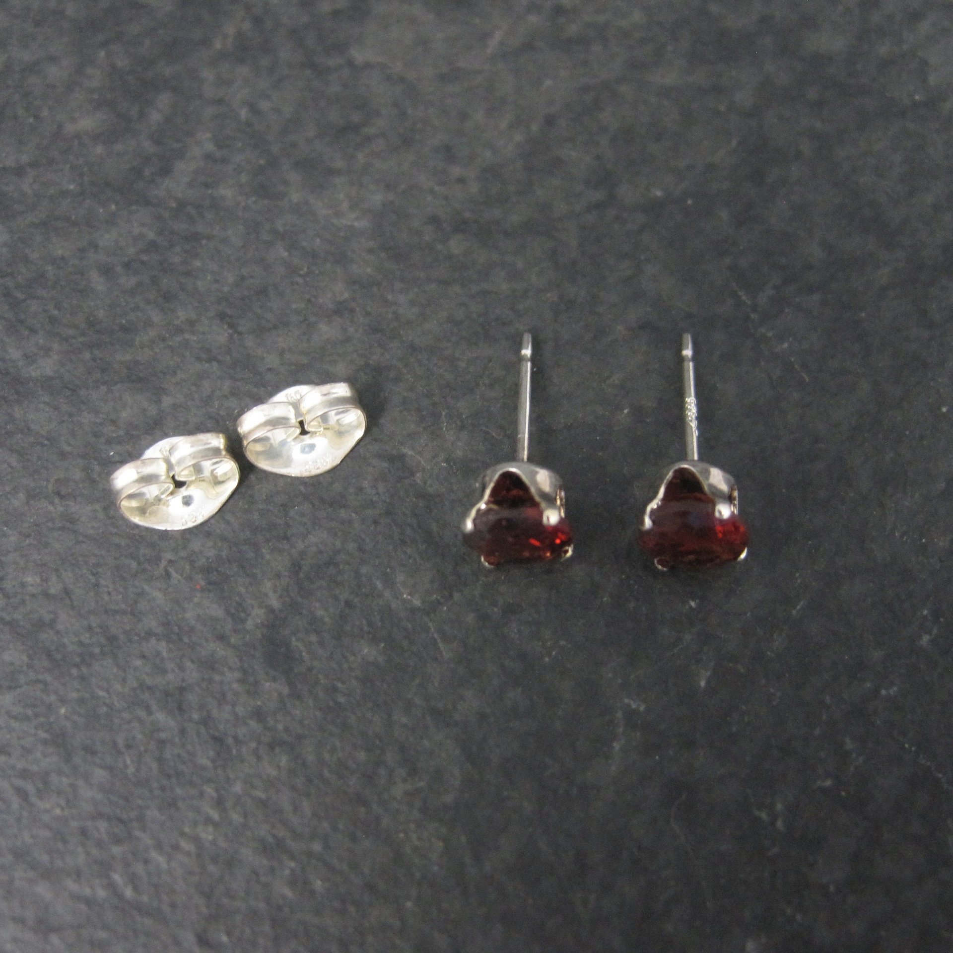 Estate Sterling 5mm Garnet Stud Earrings