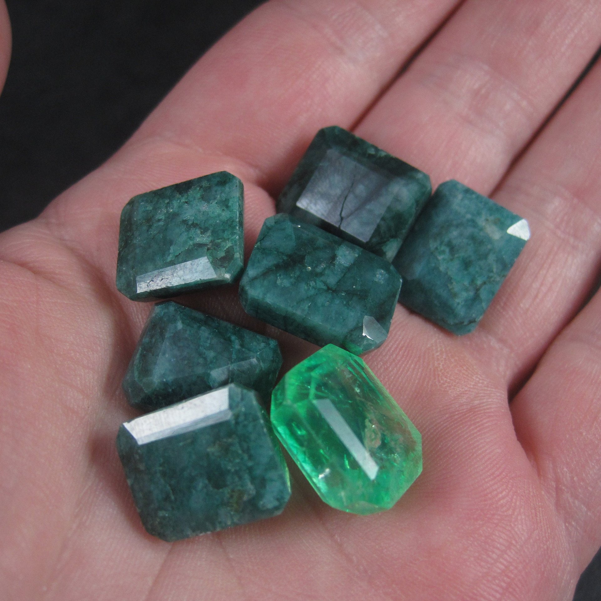 Destash Lot of Faceted Emeralds Loose Gemstones 82.5 Carats
