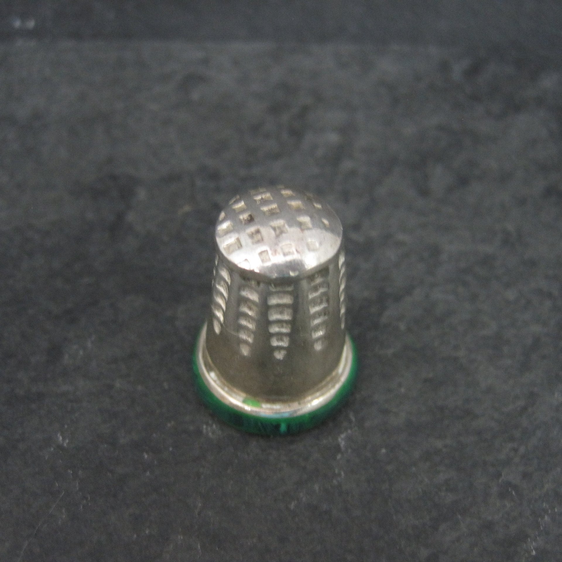 Vintage Mexican Sterling Malachite Inlay Thimble