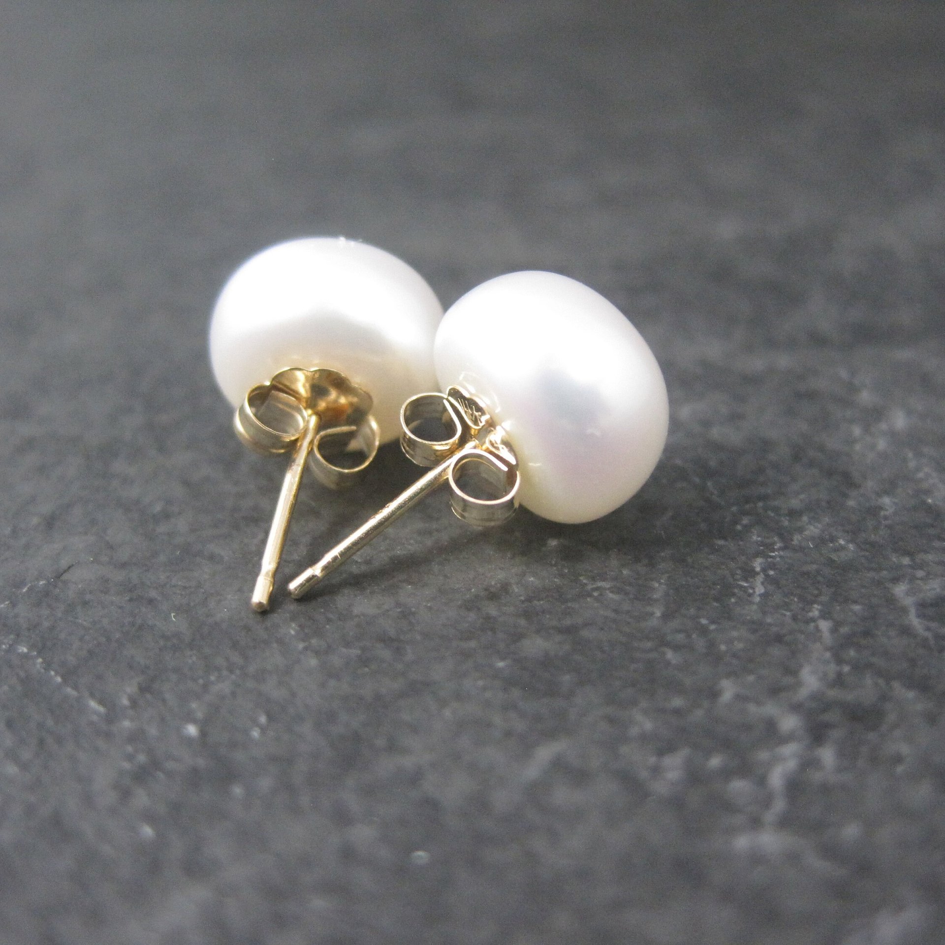 Vintage 14K 9mm Cultured Pearl Stud Earrings