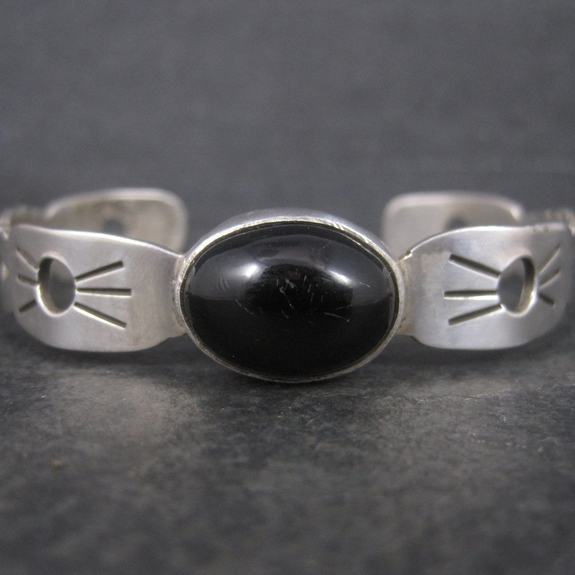 Vintage Mexican Sterling Onyx Cuff Bracelet 7 Inches