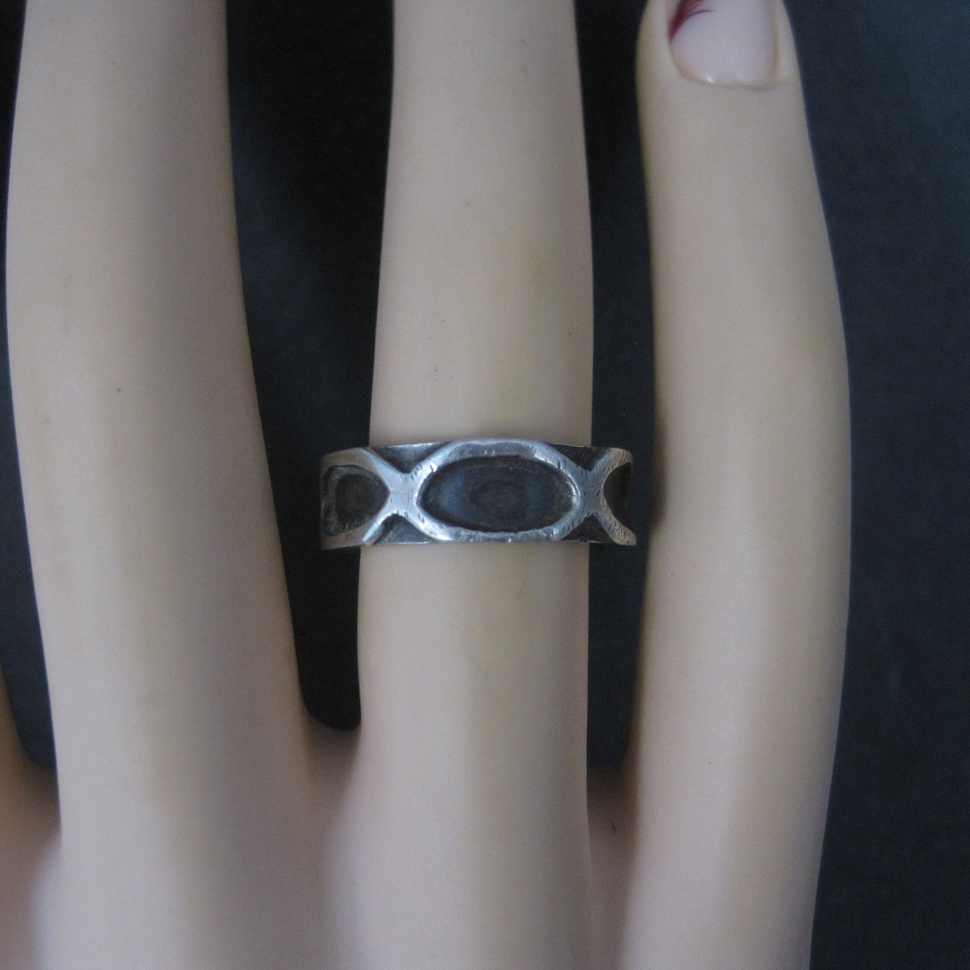 Vintage Sterling Mod Band Ring Size 5.5