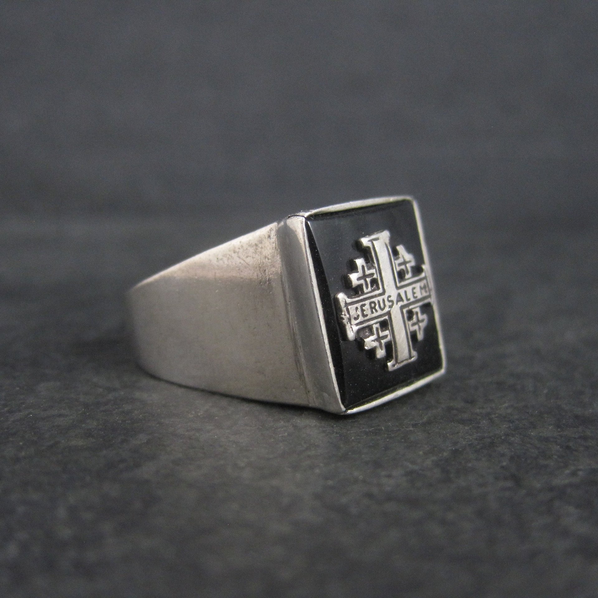 Vintage Jerusalem Ring Size 10 Silver and Onyx