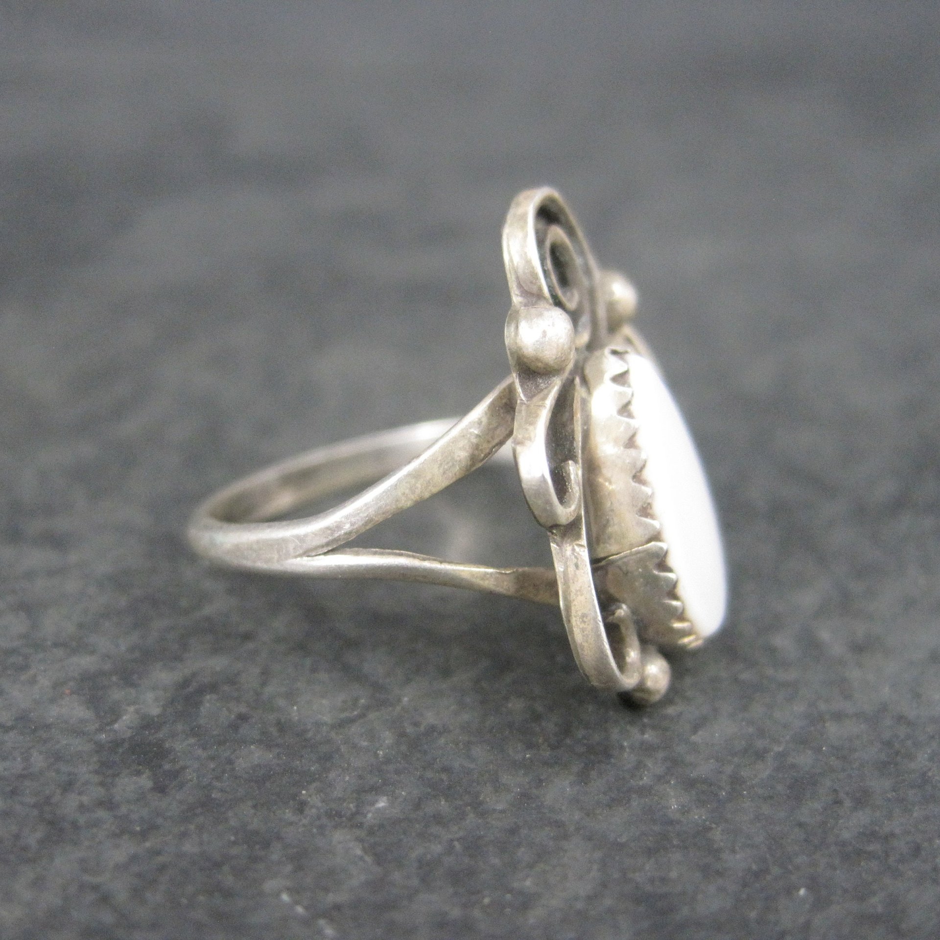 Southwestern Sterling Mother of Pearl Feather Ring Size 6.5