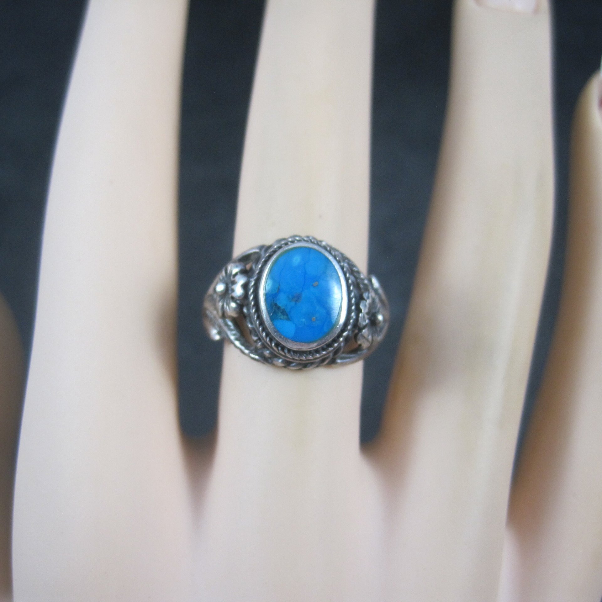 Vintage Sterling Turquoise Flower Ring Size 8