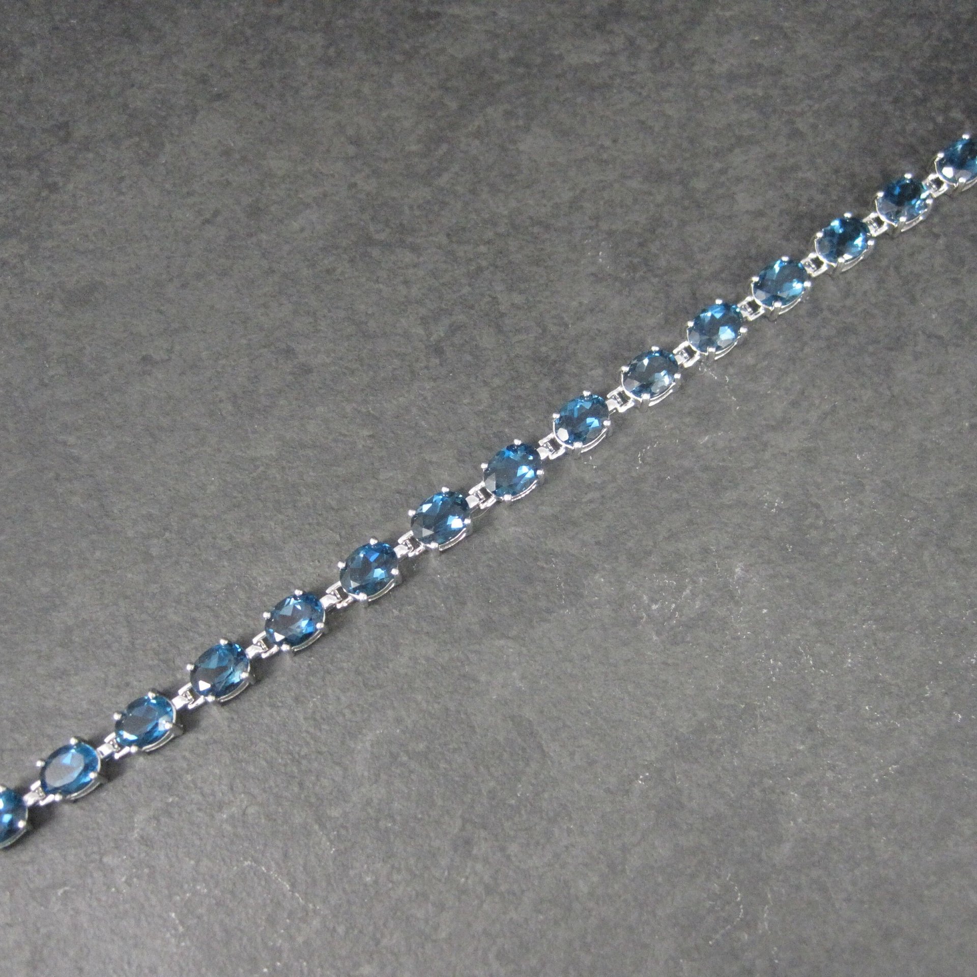 Vintage Sterling 29 Carat Blue Topaz Bracelet 7.5 Inches