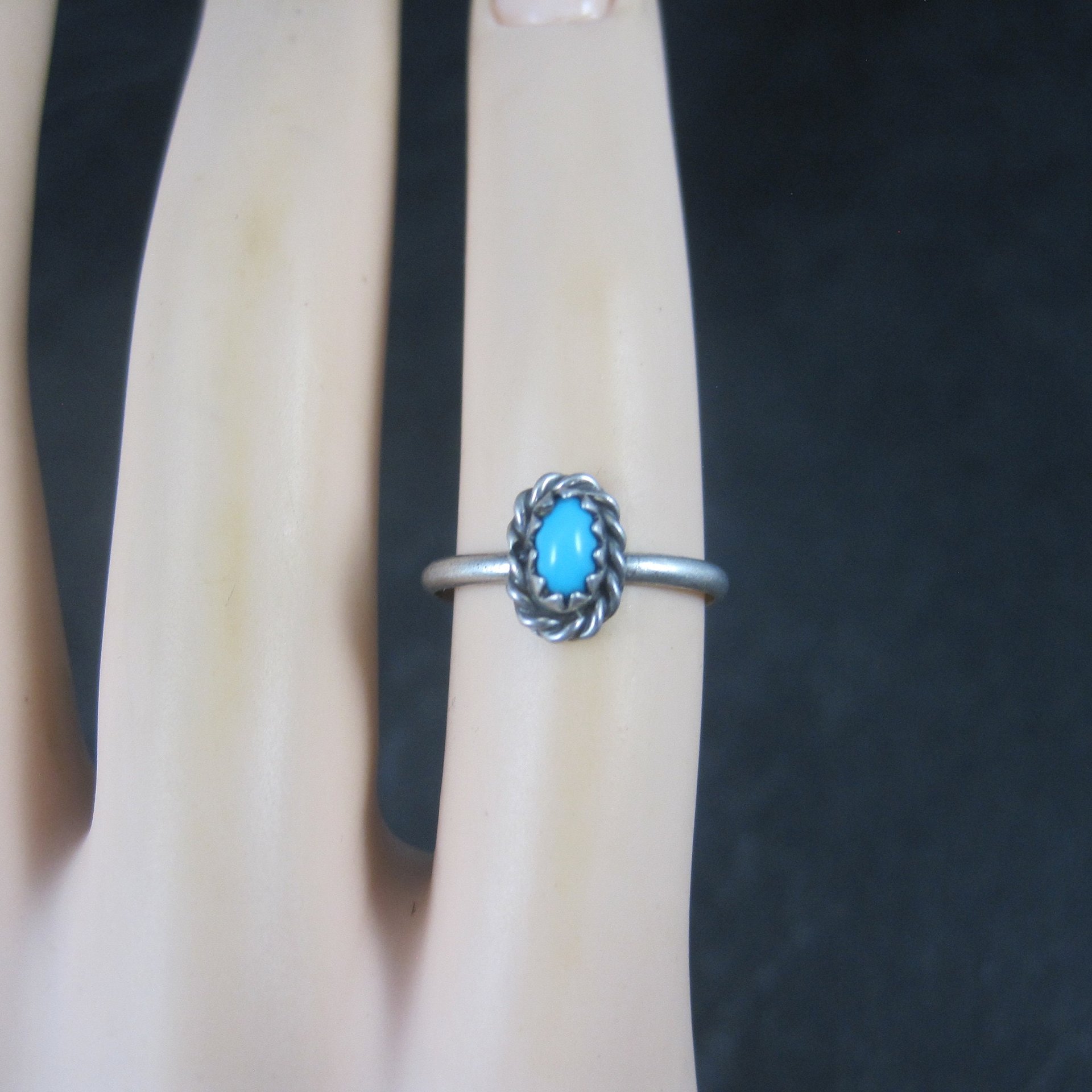 Dainty Southwestern Sterling Turquoise Ring Size 4