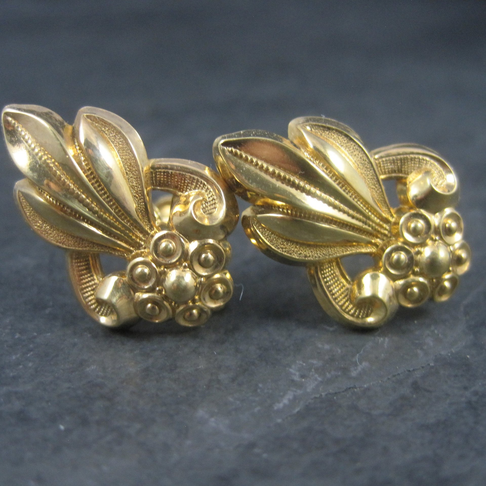 Vintage Nouveau 12K Screw Back Earrings