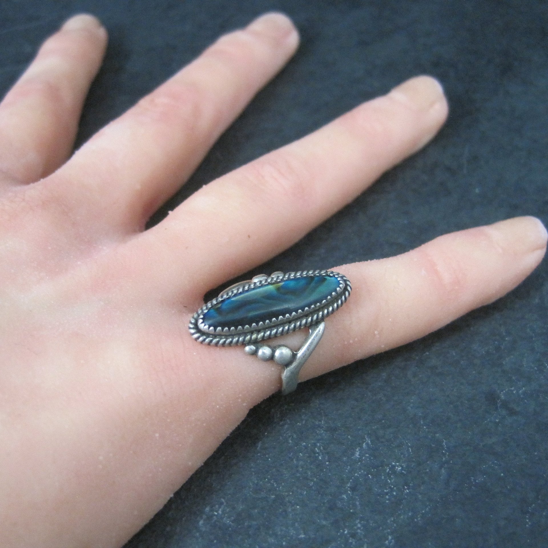 Vintage Southwestern Sterling Paua Shell Ring