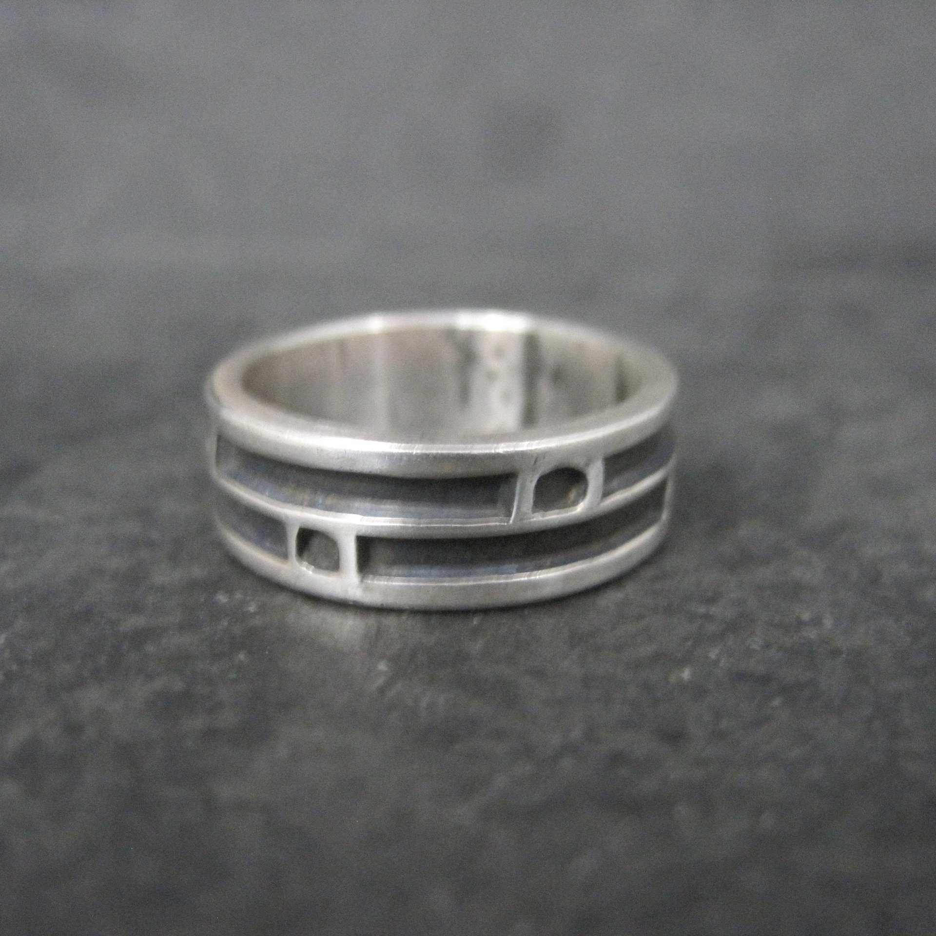 Vintage Sterling Tribal Band Ring Size 6