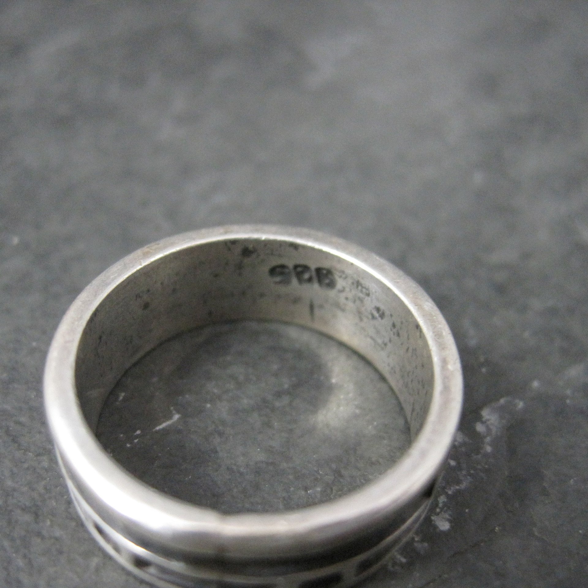 Vintage Sterling Tribal Band Ring Size 6