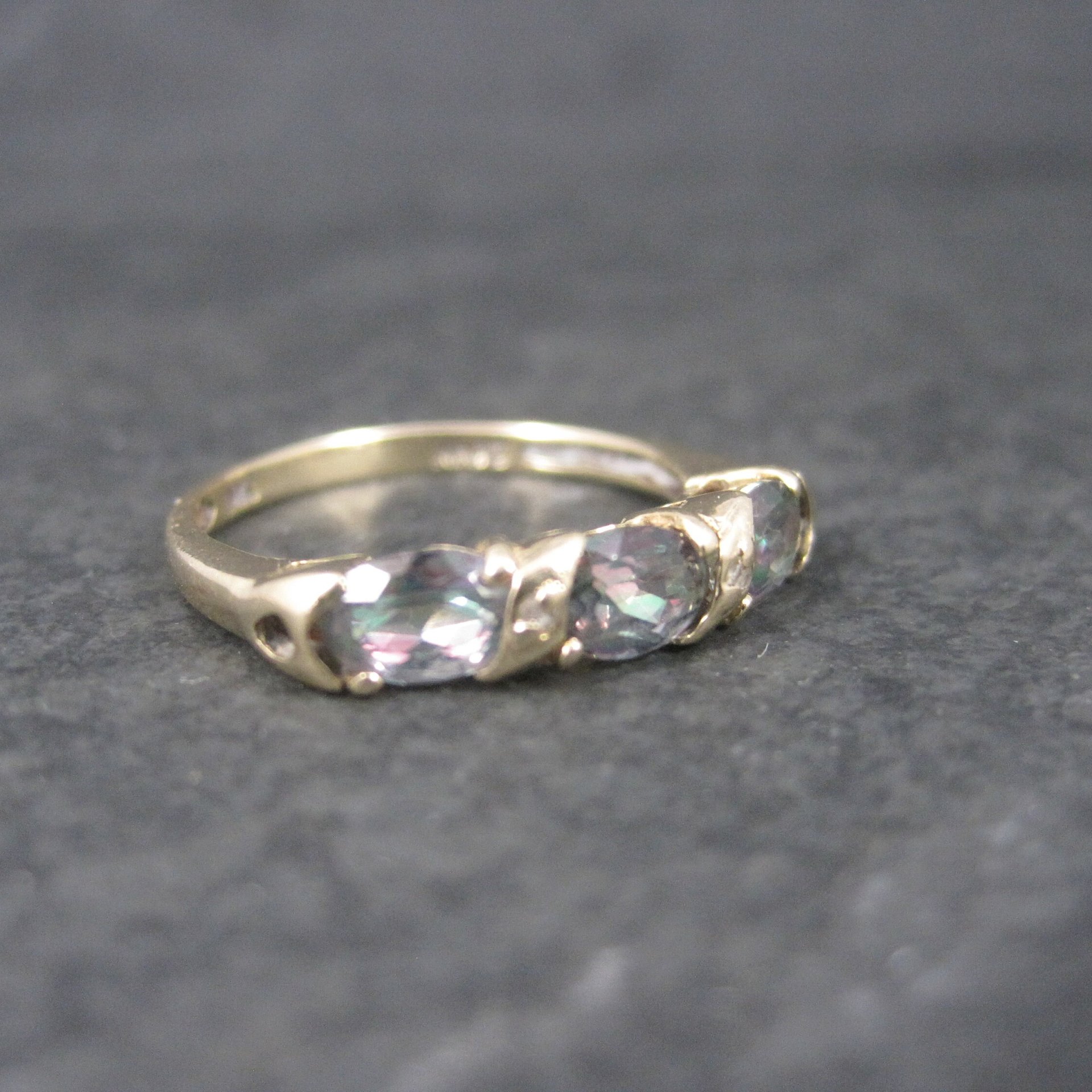 Vintage 10K Mystic Topaz Ring Size 7