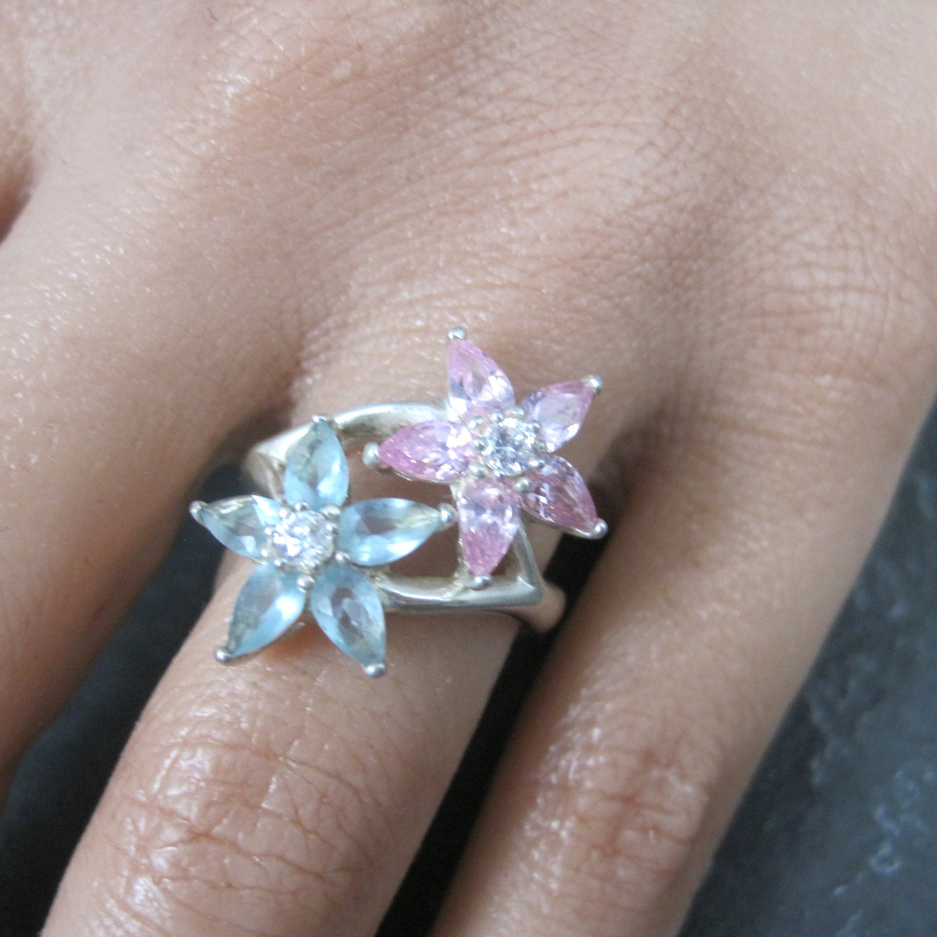 90s Sterling Pink Blue Cz Flower Ring Size 7