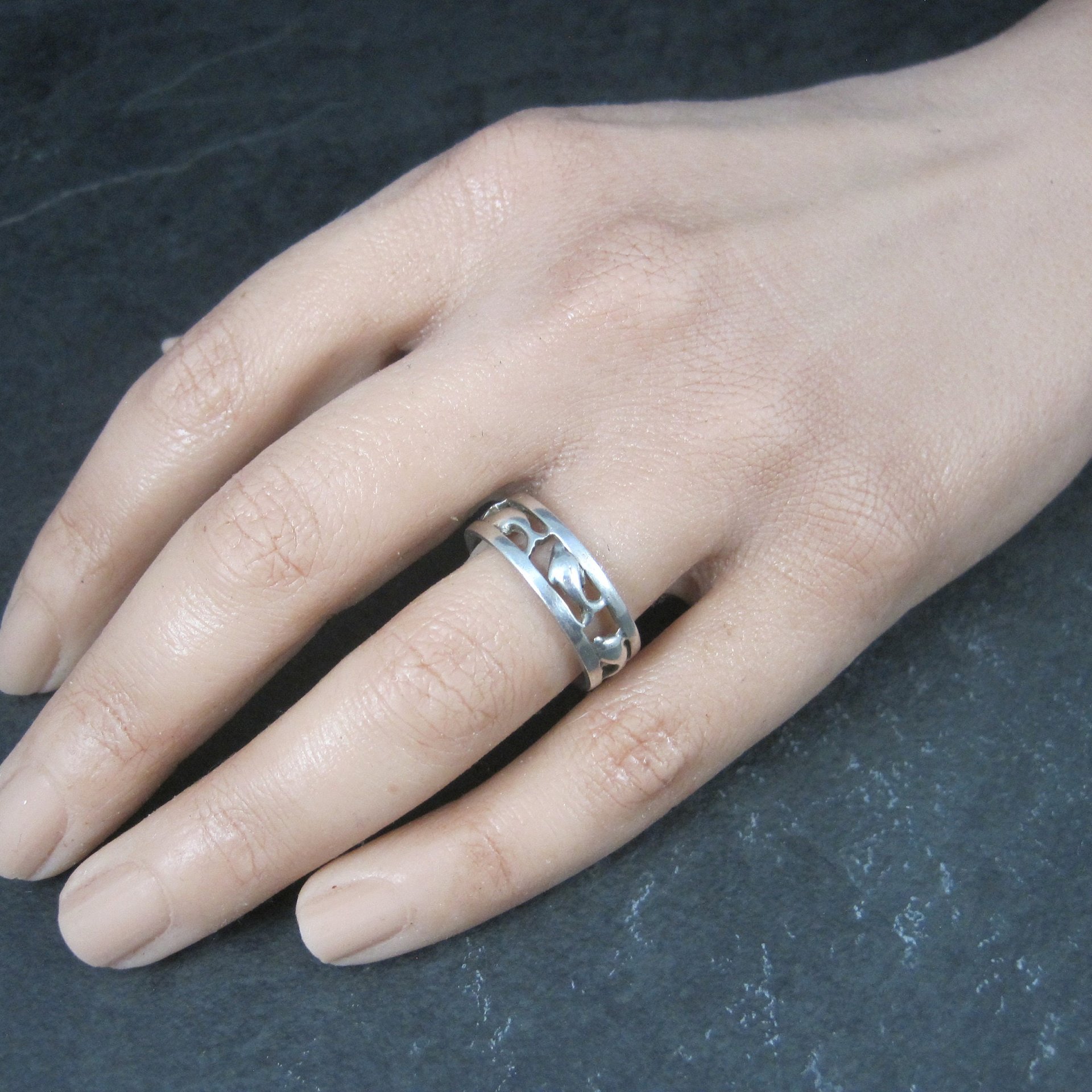 Vintage Sterling Dolphin Ring Size 8