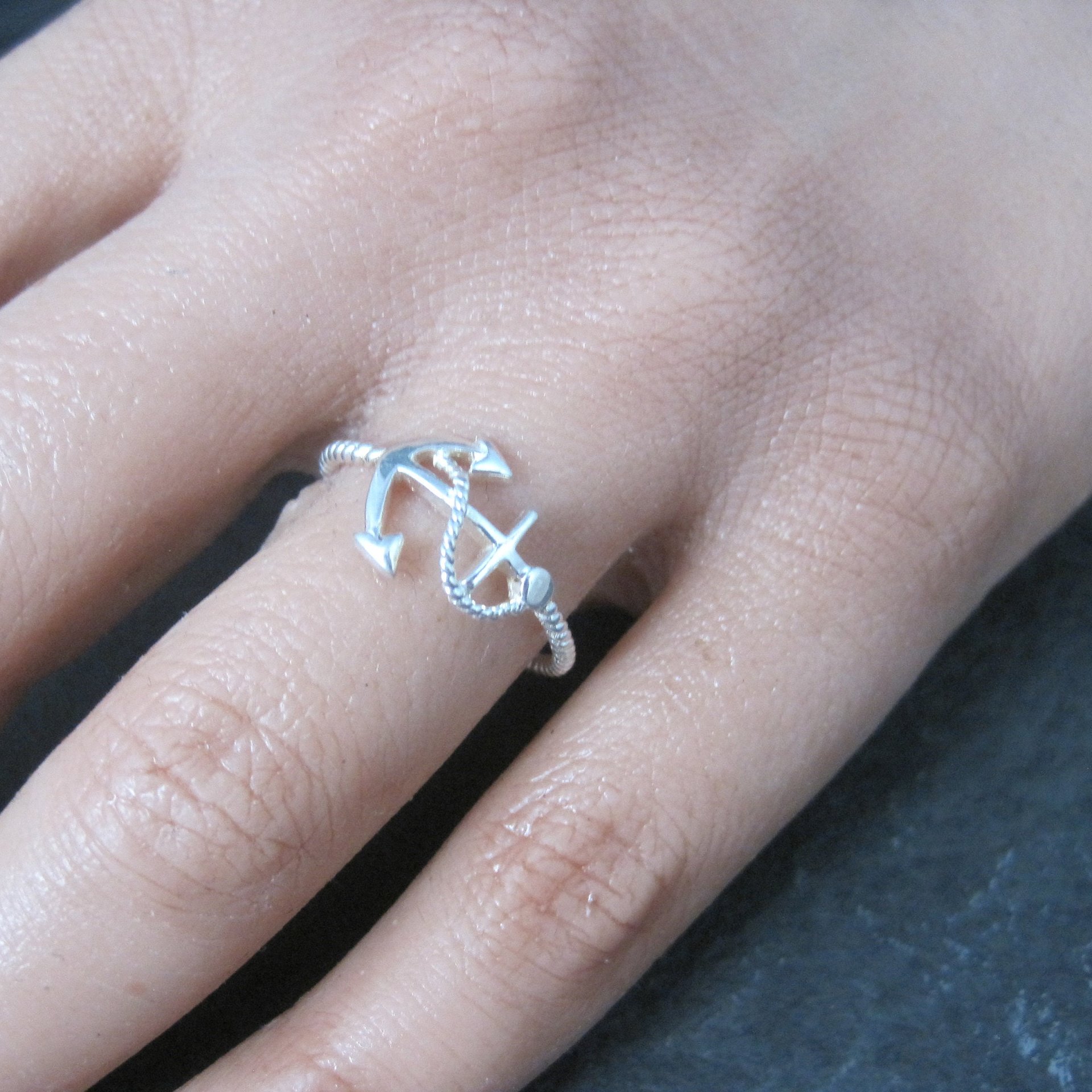 Dainty Estate Sterling Anchor Ring Size 6.5