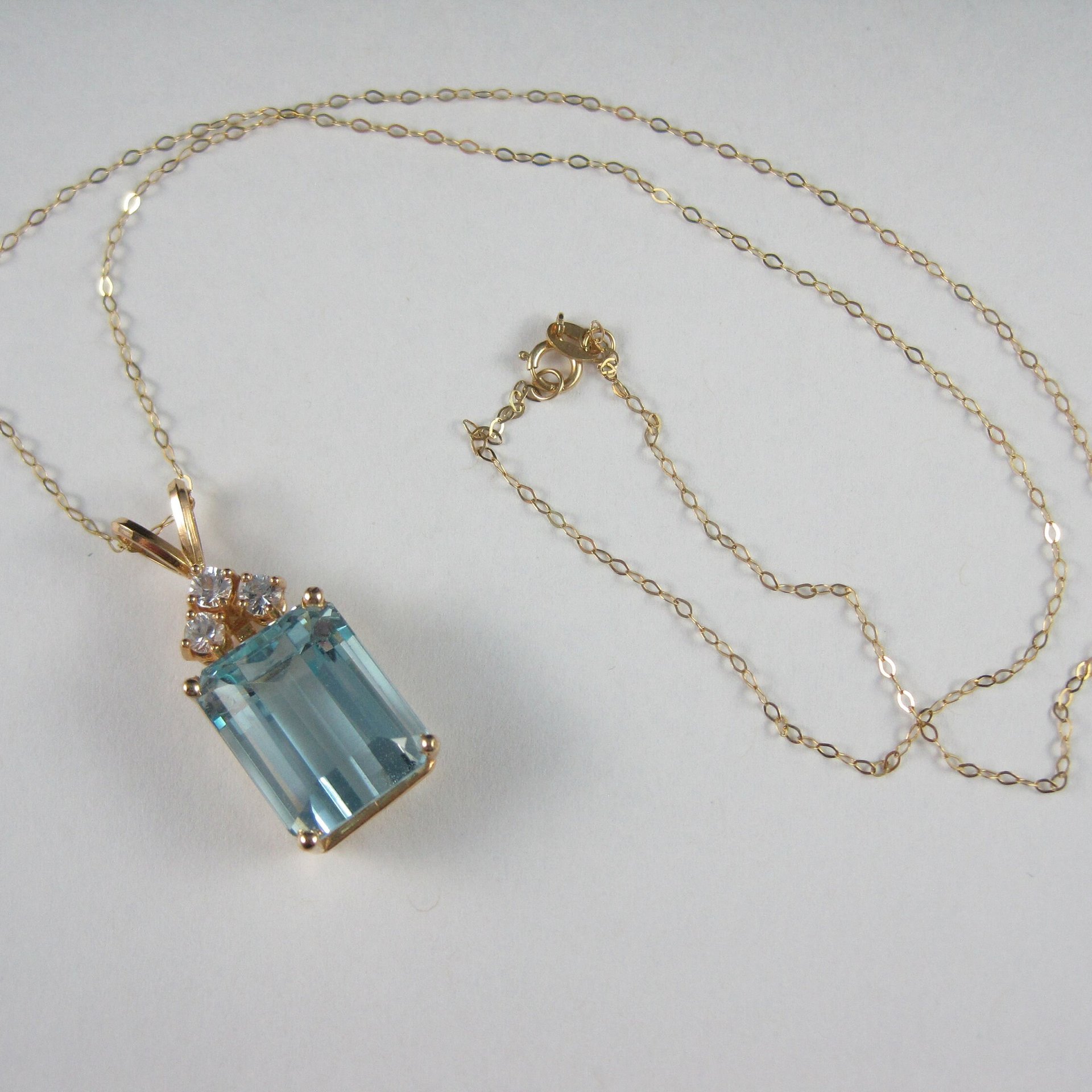 Vintage 14K 14.8 Carat Blue Topaz Diamond Pendant