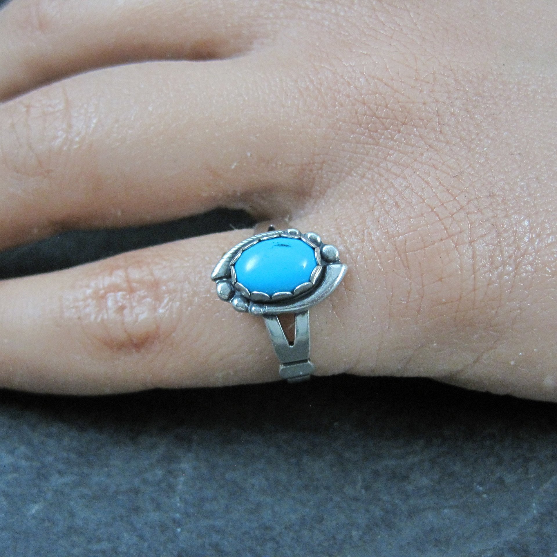 Dainty Southwestern Sterling Silver Turquoise Ring New Old Stock