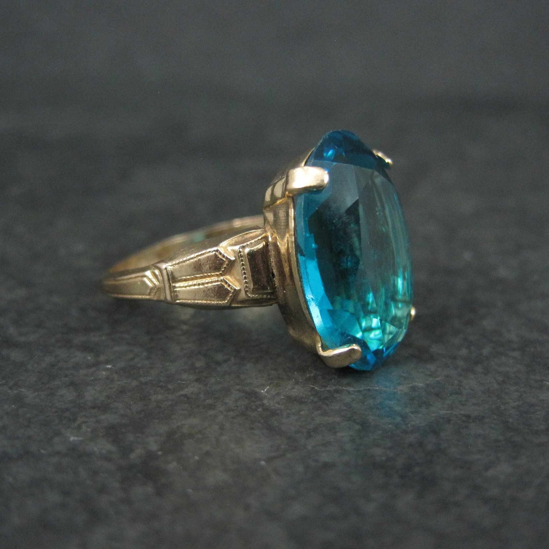 Antique Gold Filled Teal Glass Ring Size 9