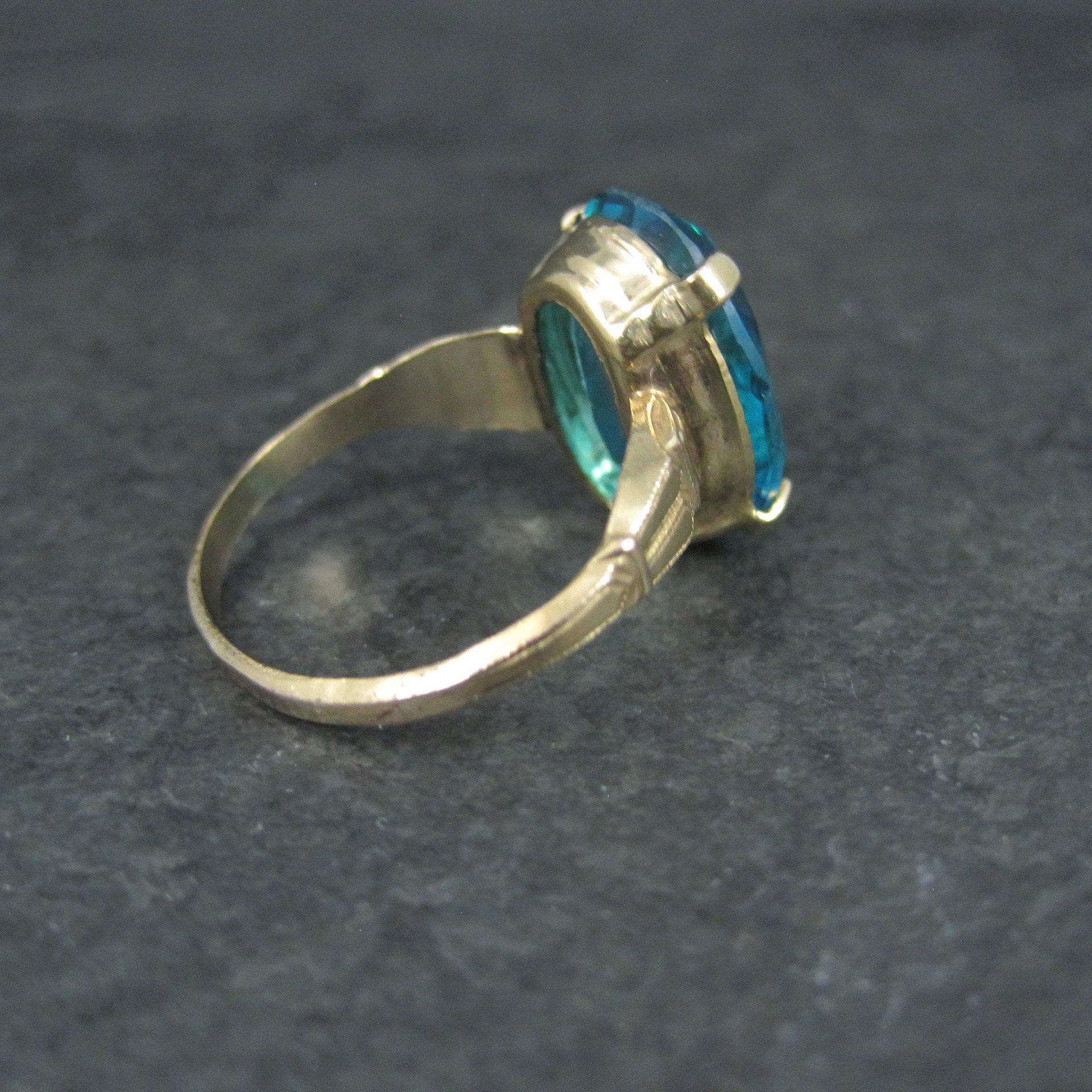 Antique Gold Filled Teal Glass Ring Size 9