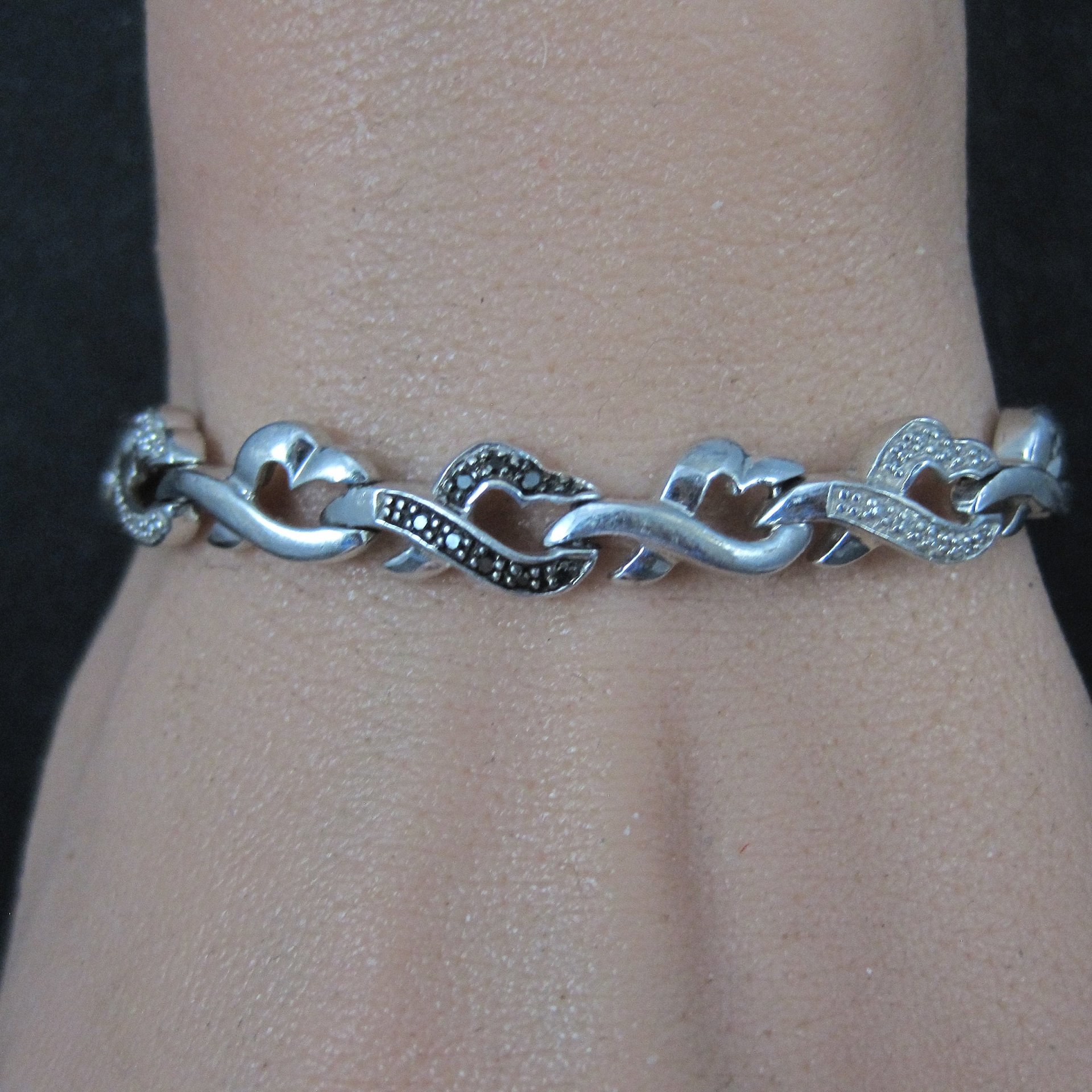 Vintage Sterling Diamond Illusion Heart Bracelet 6.25"