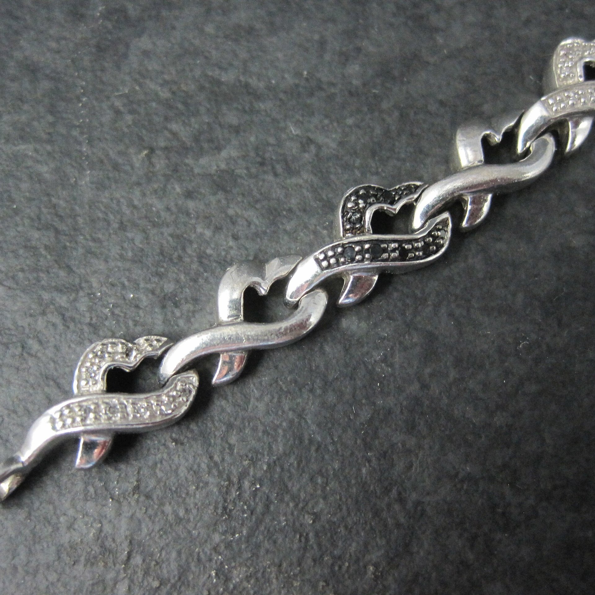 Vintage Sterling Diamond Illusion Heart Bracelet 6.25"