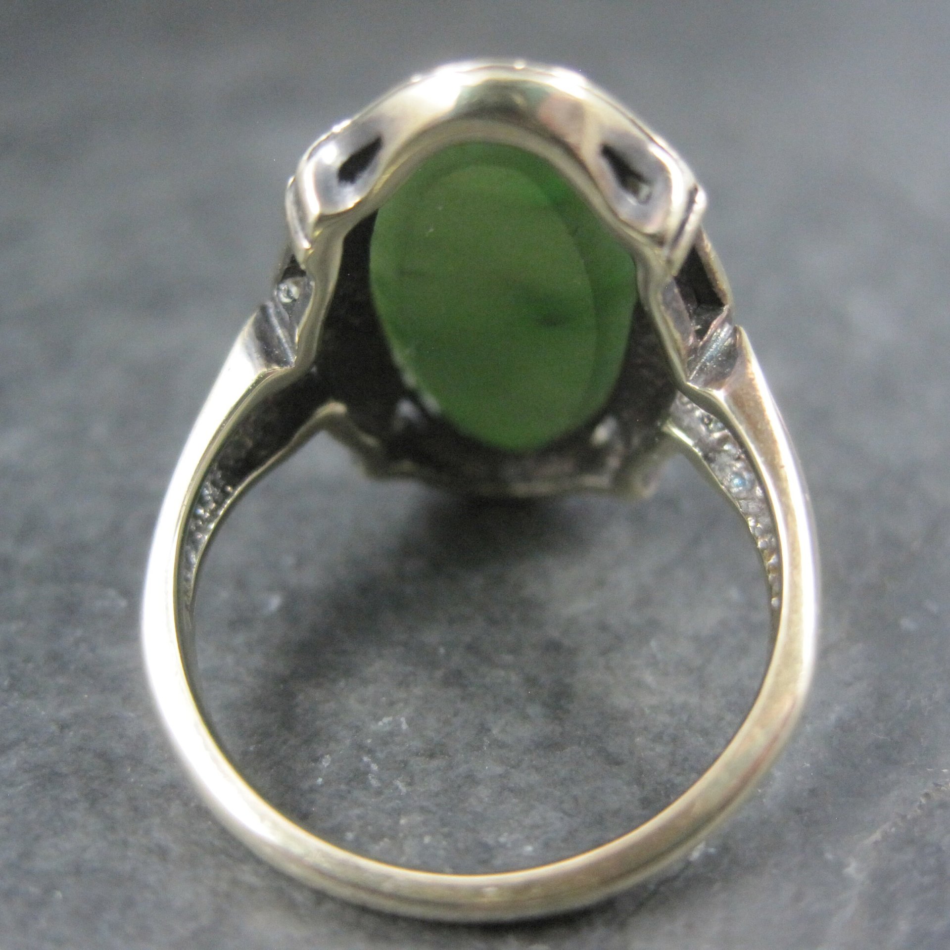Vintage 10K Nephrite Jade Ring Size 6.5