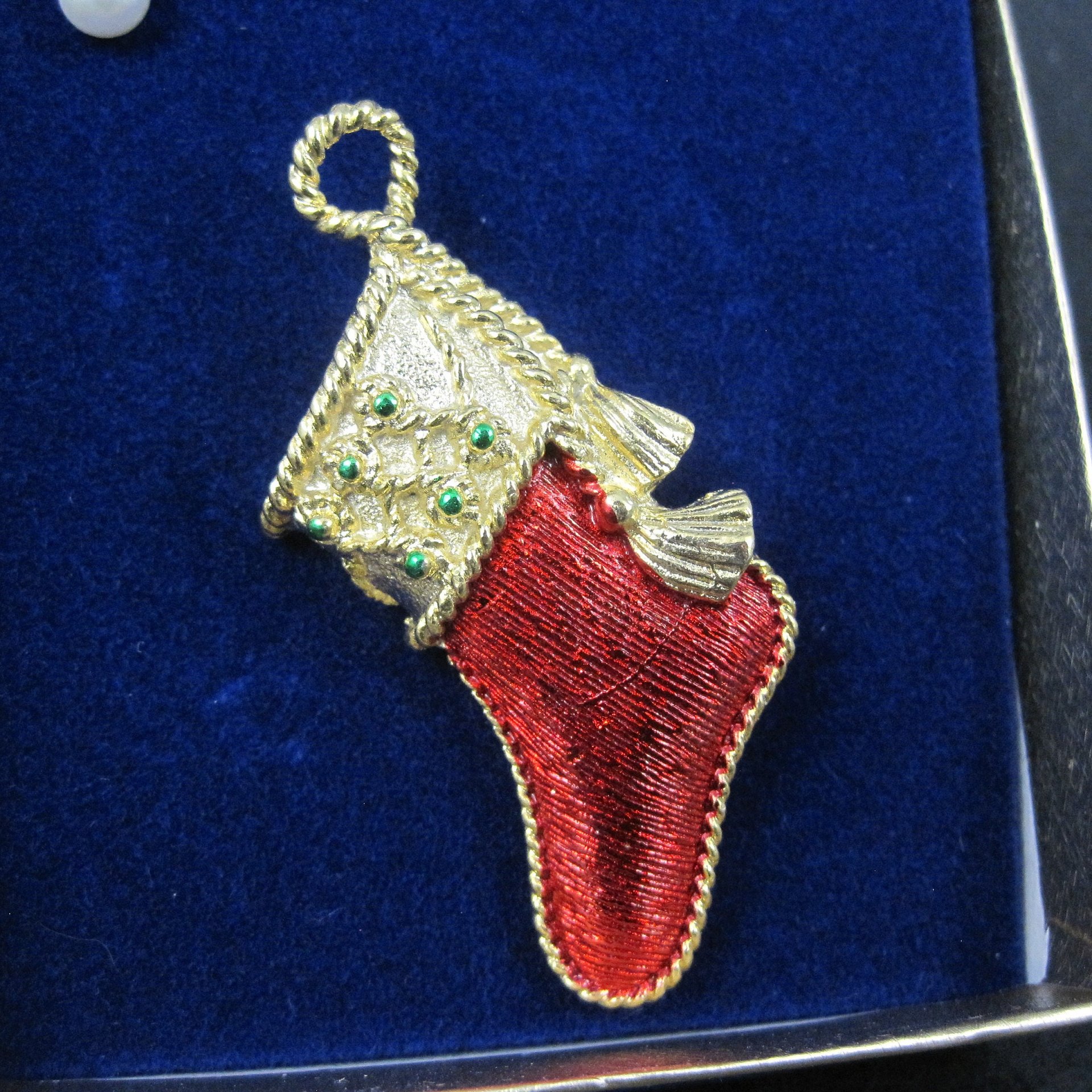 Gerrys Christmas Stocking Brooch New Old Stock