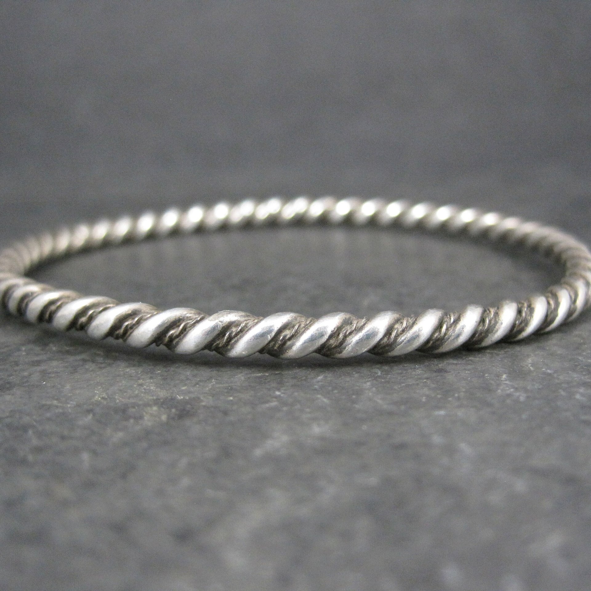 Vintage Southwestern Sterling 4mm Twisted Bangle Bracelet 8 Inches